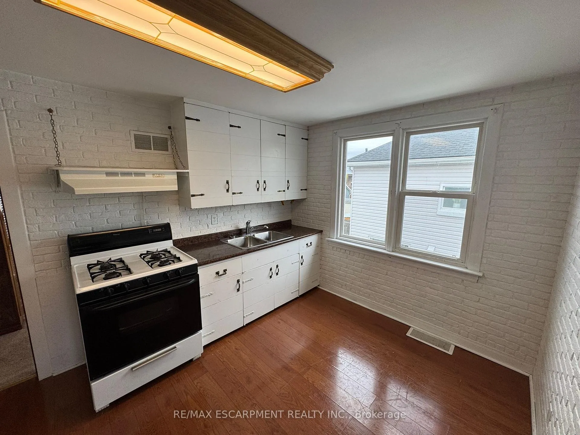 Photo 2 of Unit 3, 17 Lyons Avenue, Welland, Lincoln/Crowland — HOMEH