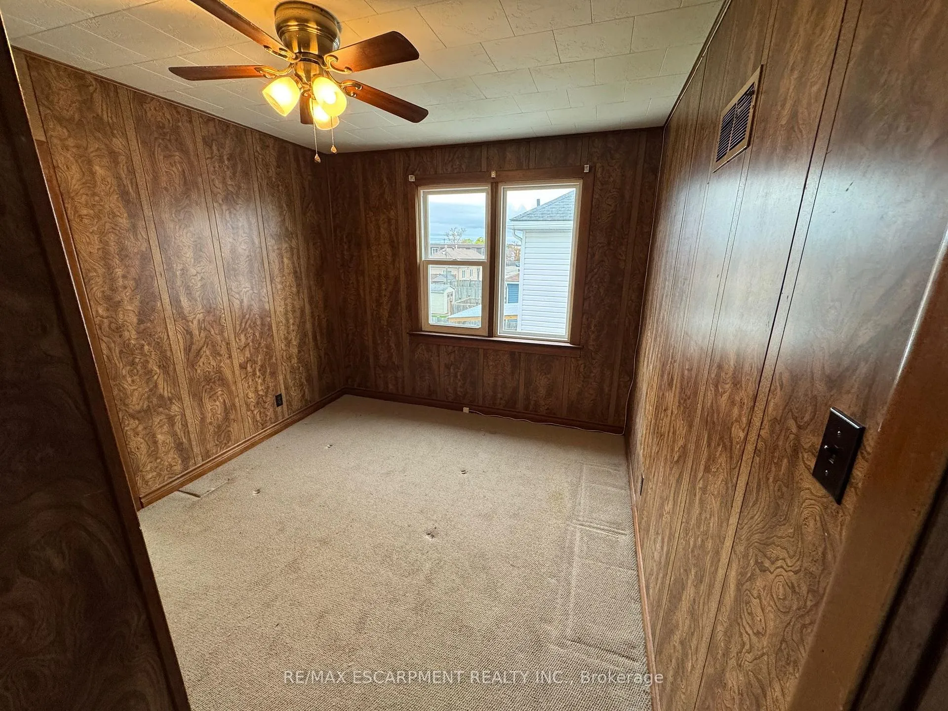 Photo 5 of Unit 3, 17 Lyons Avenue, Welland, Lincoln/Crowland — HOMEH