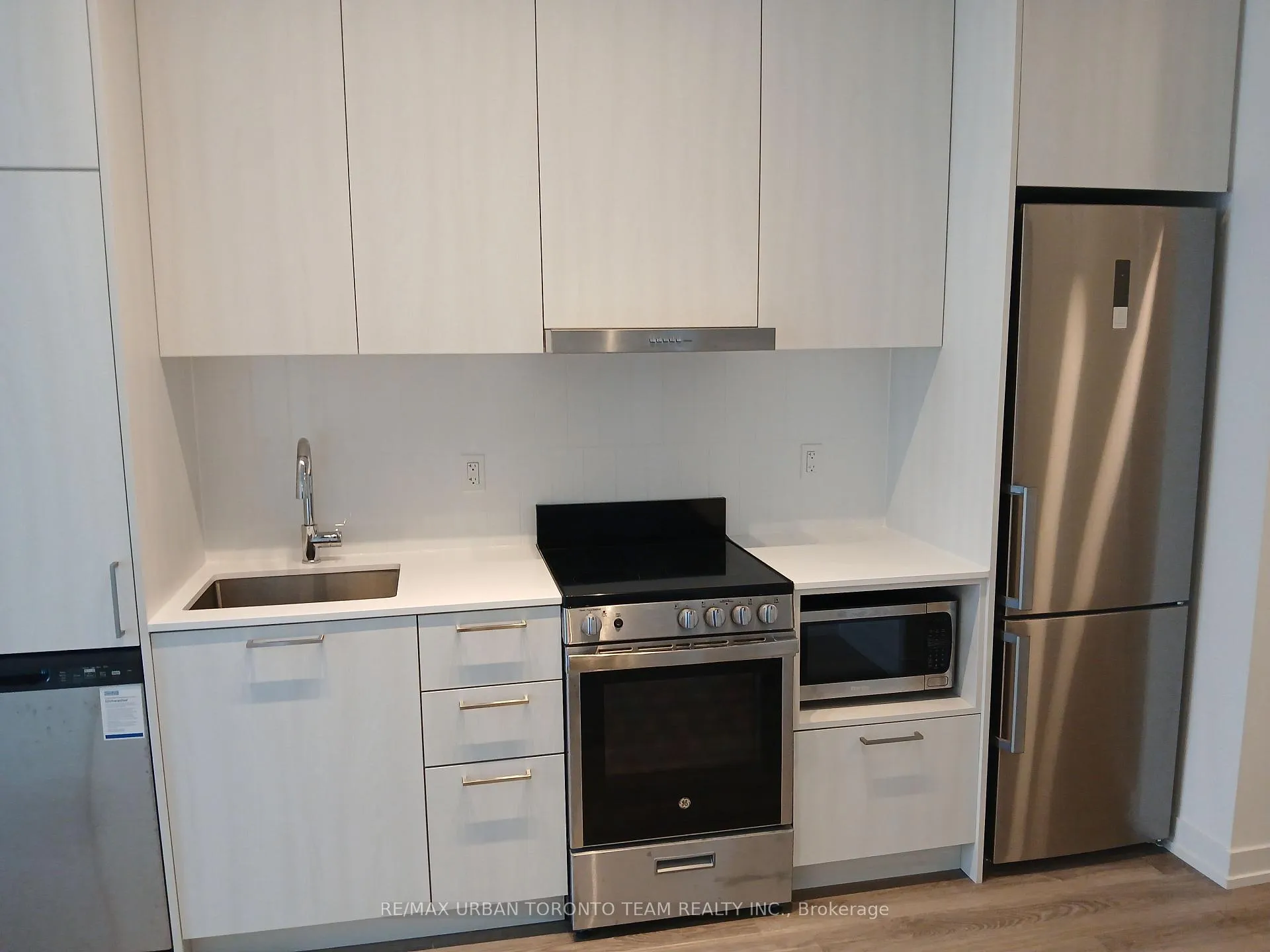 Photo 7 of Unit 816, 195 Commerce Street, Vaughan, Vaughan Corporate Centre — HOMEH