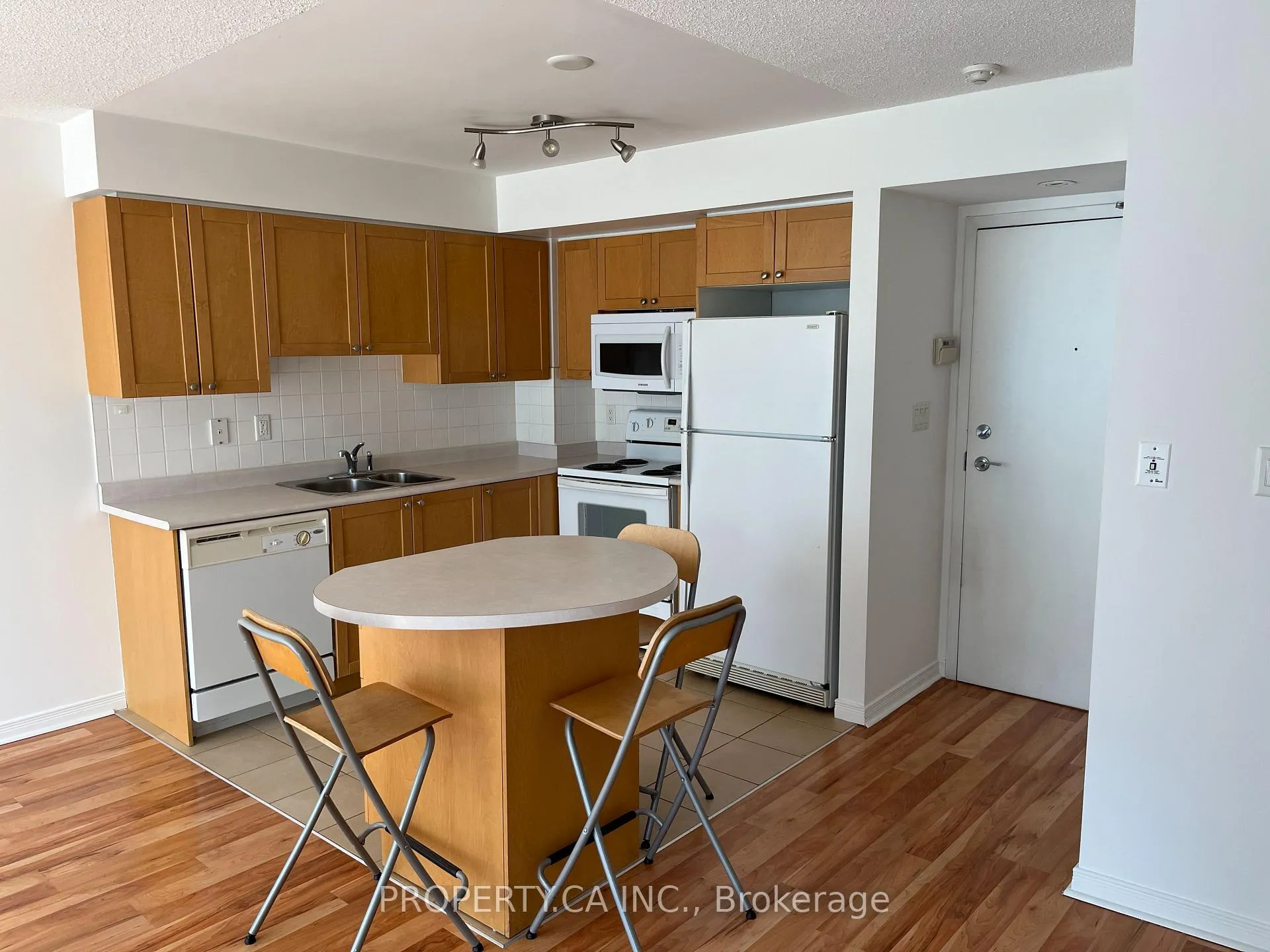Photo 1 of Unit 806, 230 King Street E, Toronto, Moss Park — HOMEH
