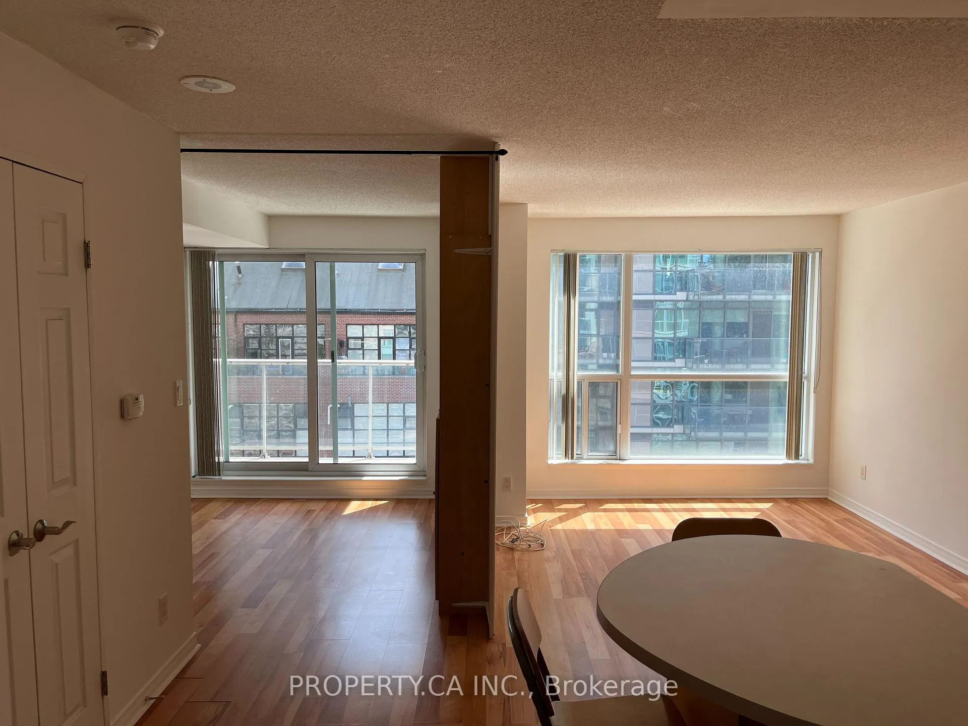 Photo 2 of Unit 806, 230 King Street E, Toronto, Moss Park — HOMEH