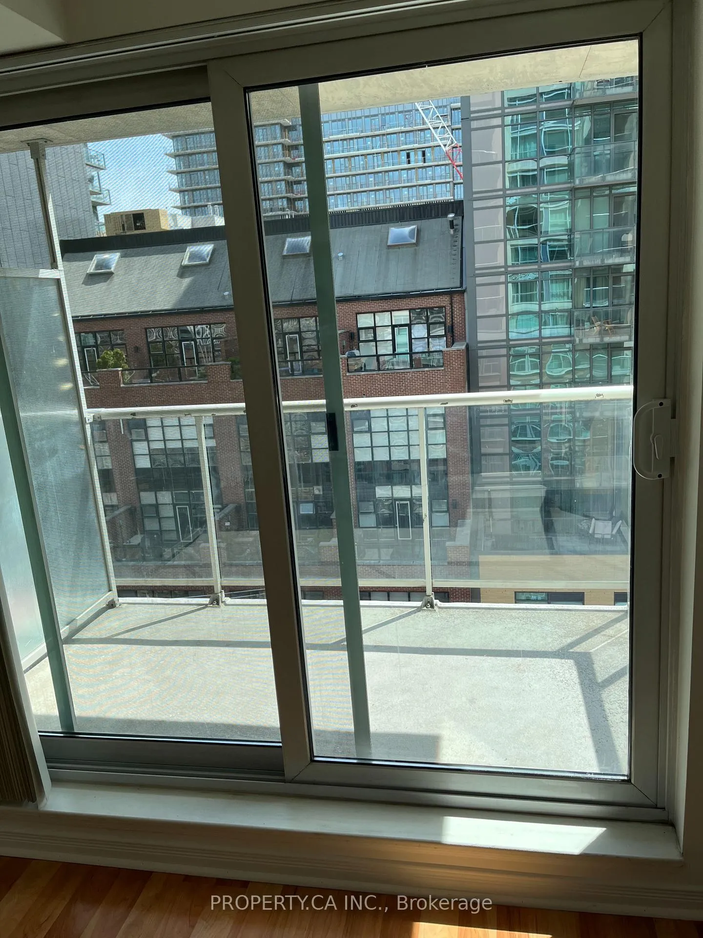 Photo 5 of Unit 806, 230 King Street E, Toronto, Moss Park — HOMEH