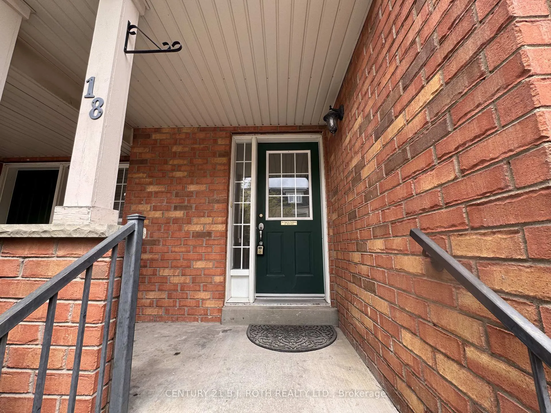 Photo 2 of Unit 18, 18 Sprucedale Way, Whitby, Pringle Creek — HOMEH