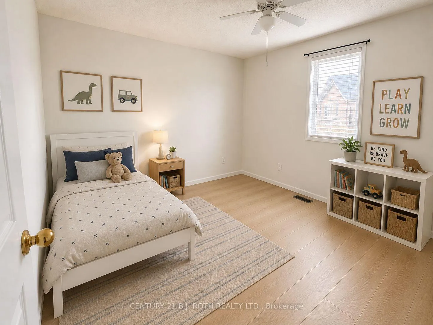 Photo 9 of Unit 18, 18 Sprucedale Way, Whitby, Pringle Creek — HOMEH