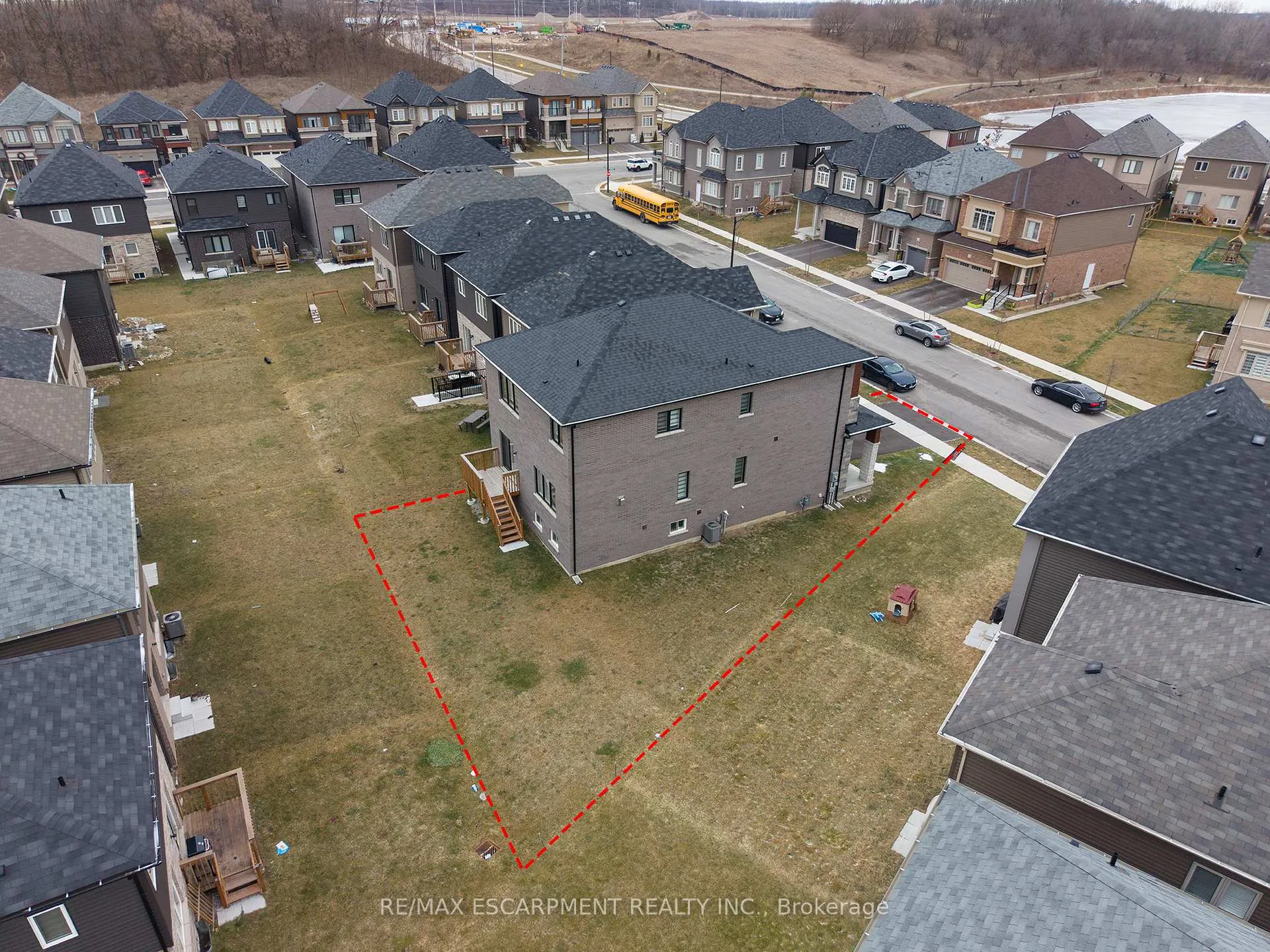 Photo 34 of 9 Tarrison Street, Brantford, Northwest Industrial — HOMEH