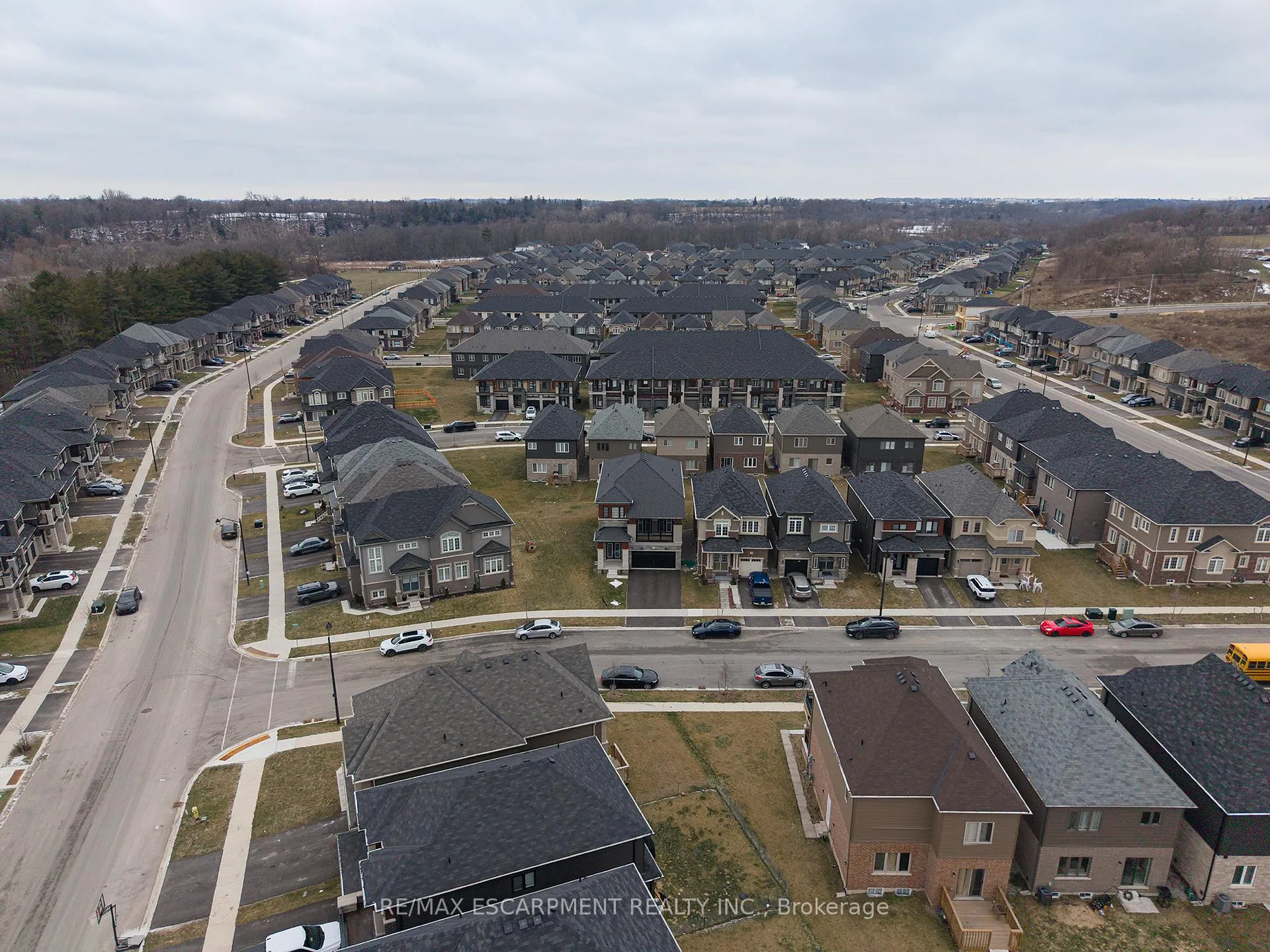 Photo 36 of 9 Tarrison Street, Brantford, Northwest Industrial — HOMEH