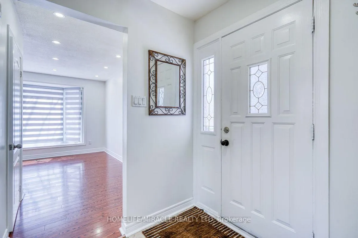 Photo 4 of 40 Reigate Avenue, Brampton, Madoc — HOMEH