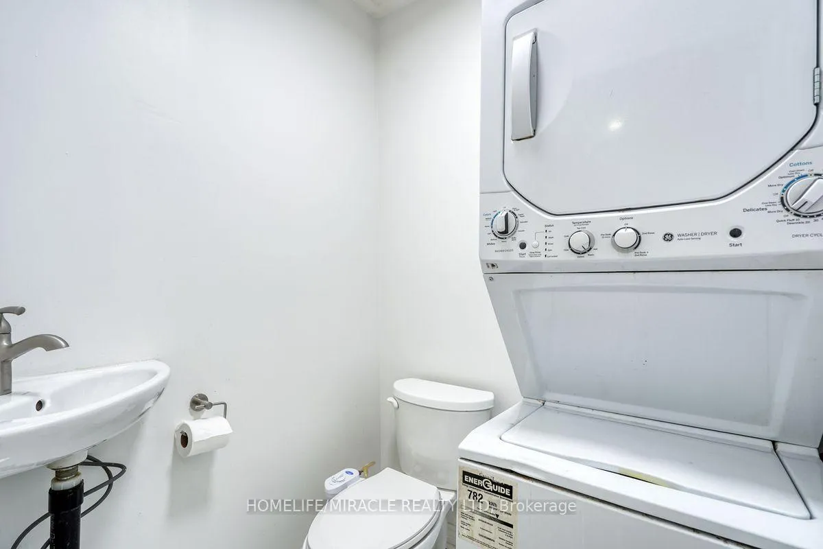 Photo 20 of 40 Reigate Avenue, Brampton, Madoc — HOMEH