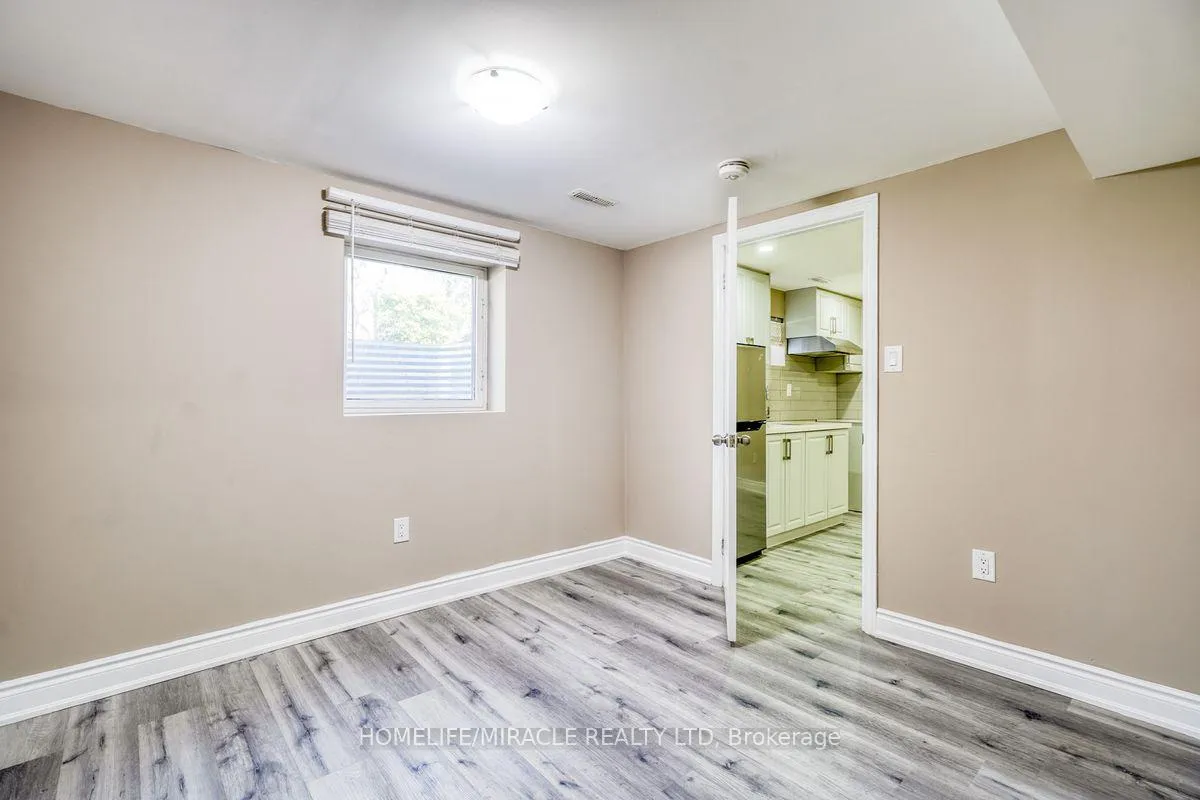 Photo 28 of 40 Reigate Avenue, Brampton, Madoc — HOMEH