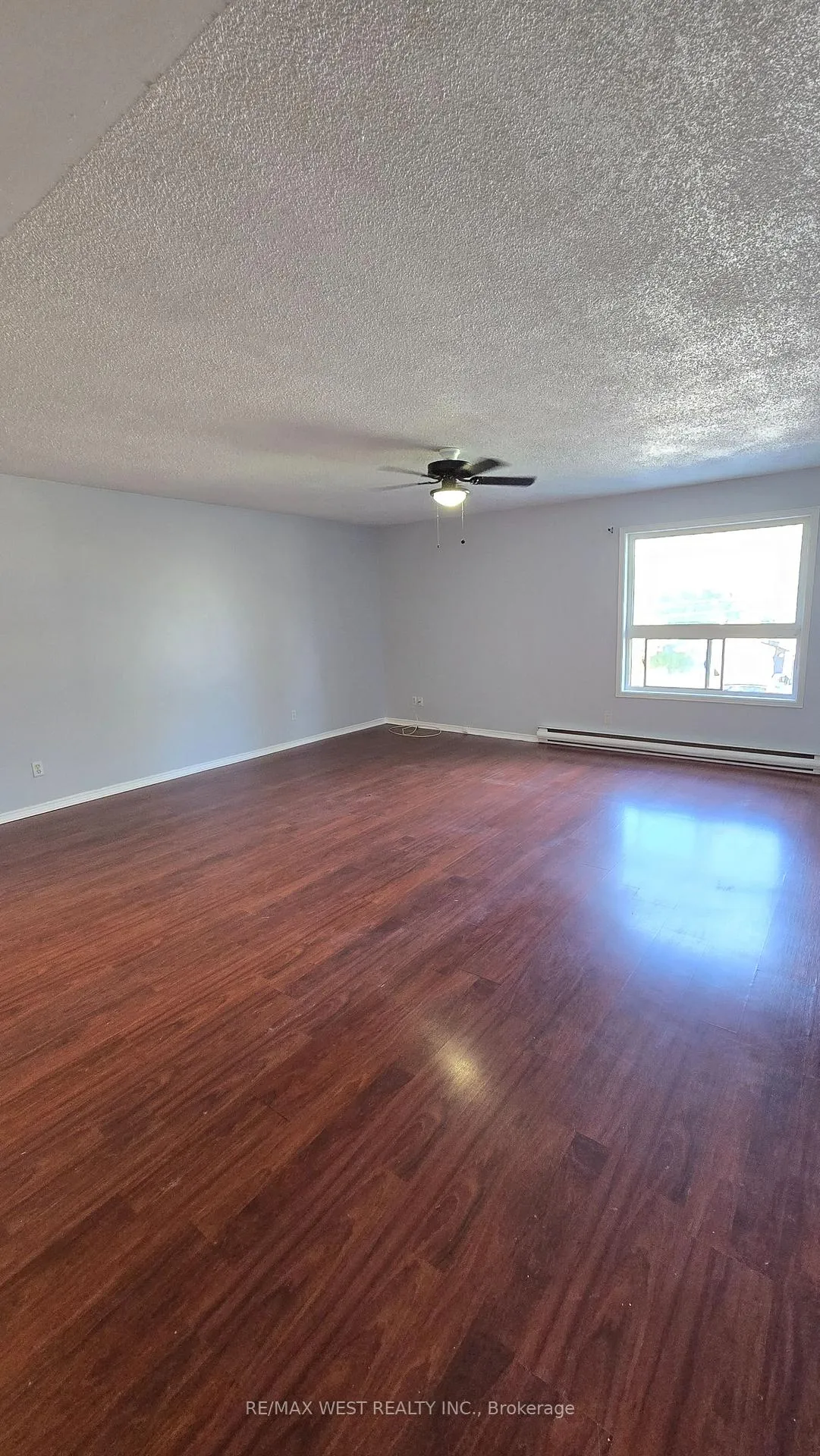 Photo 4 of Unit 1, 1270 Maple Road, Innisfil, Rural Innisfil — HOMEH