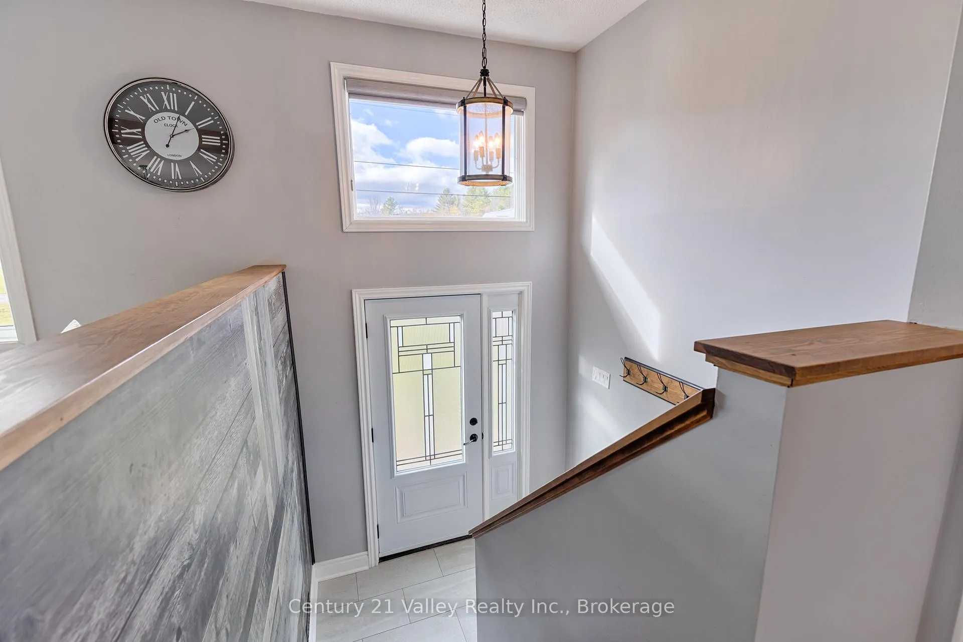 Photo 6 of 1776 Lemke Road, North Algona Wilberforce, North Algona/Wilberforce Twp — HOMEH