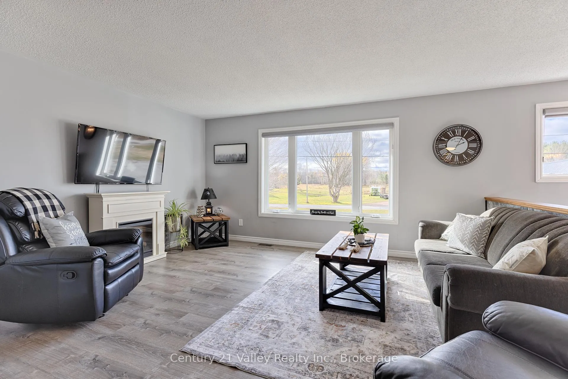 Photo 8 of 1776 Lemke Road, North Algona Wilberforce, North Algona/Wilberforce Twp — HOMEH