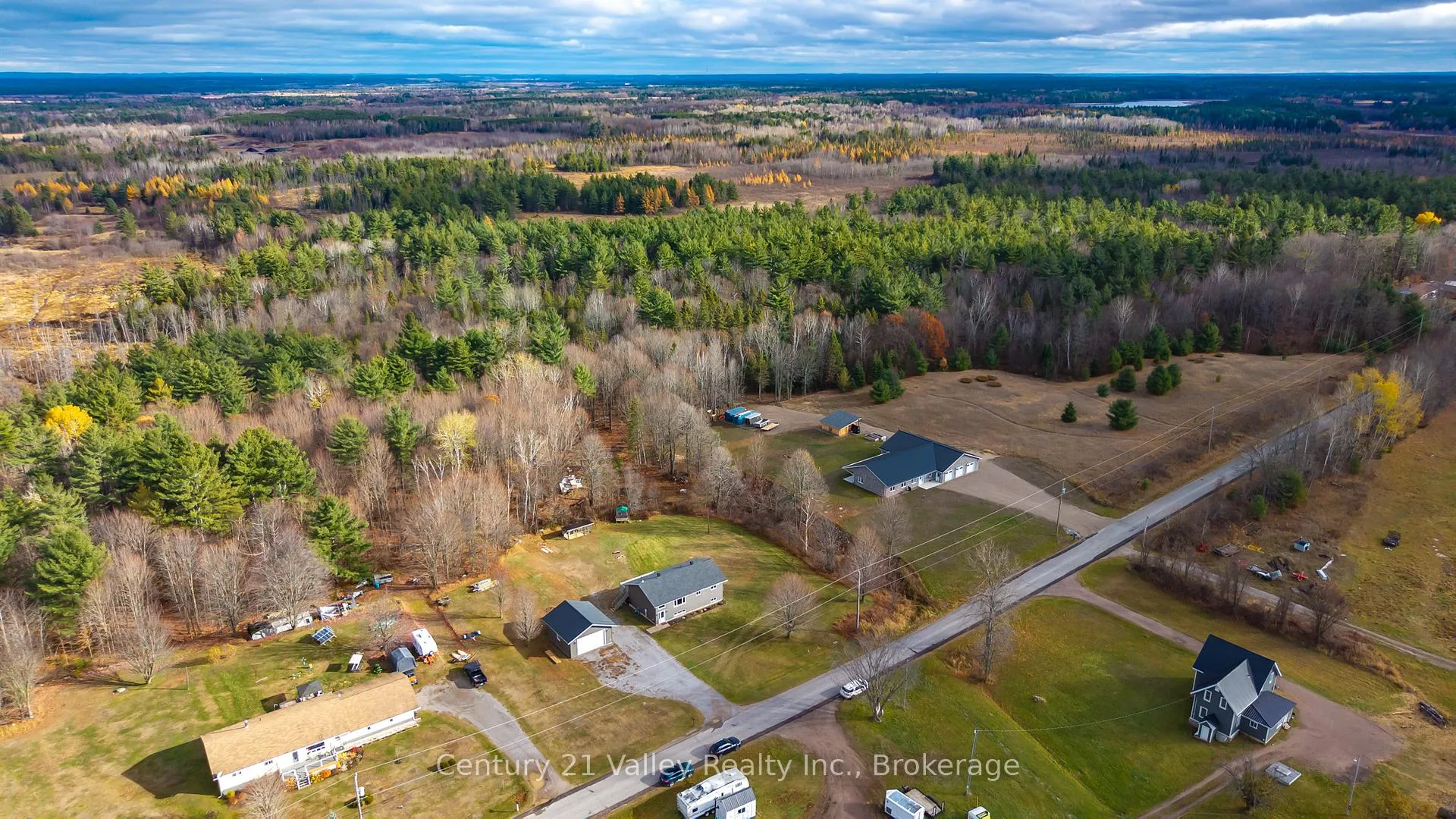 Photo 47 of 1776 Lemke Road, North Algona Wilberforce, North Algona/Wilberforce Twp — HOMEH