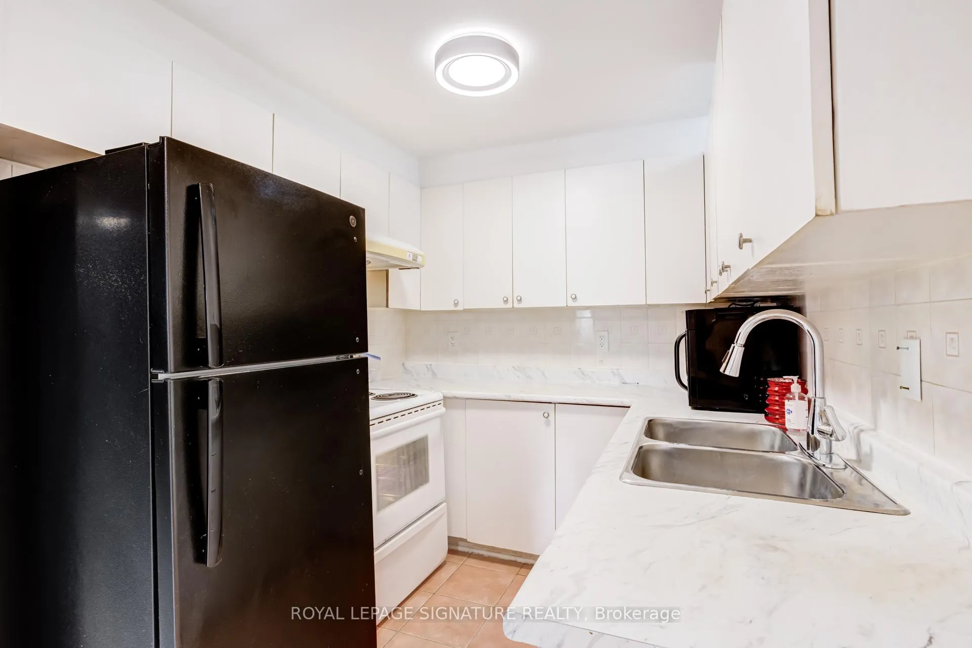 Photo 11 of Unit Bsmt, 161 Chambers Crescent, Newmarket, Armitage — HOMEH