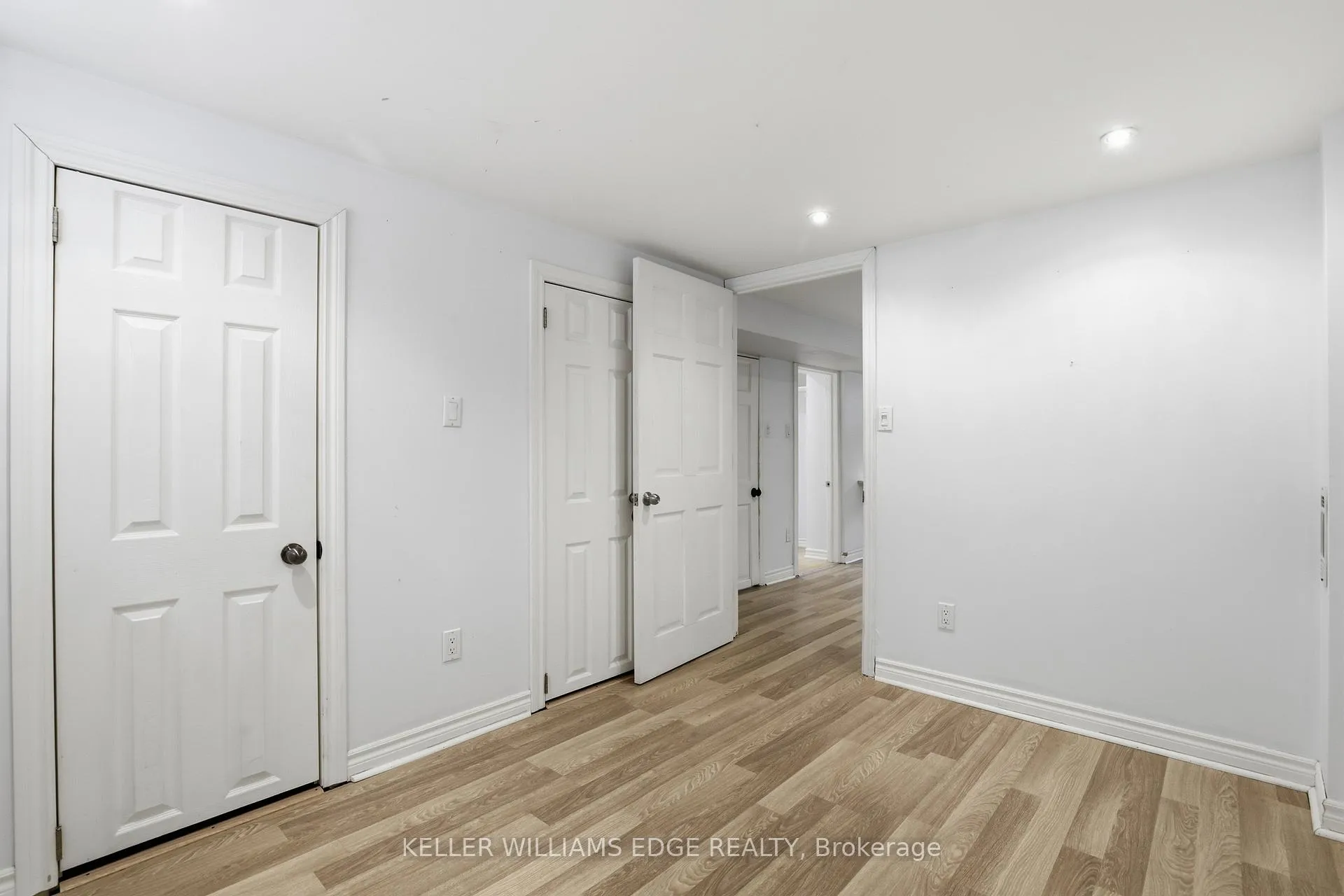 Photo 19 of 48 Mountain Avenue S, Hamilton, Stoney Creek — HOMEH