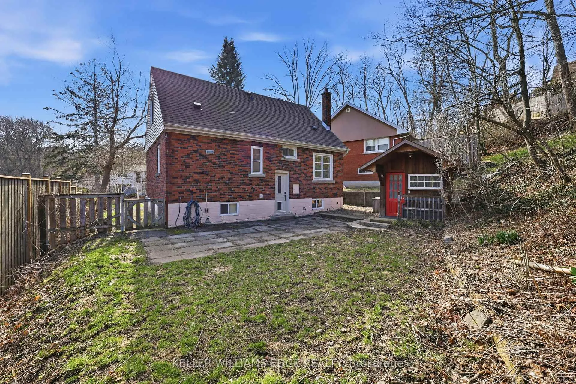 Photo 22 of 48 Mountain Avenue S, Hamilton, Stoney Creek — HOMEH