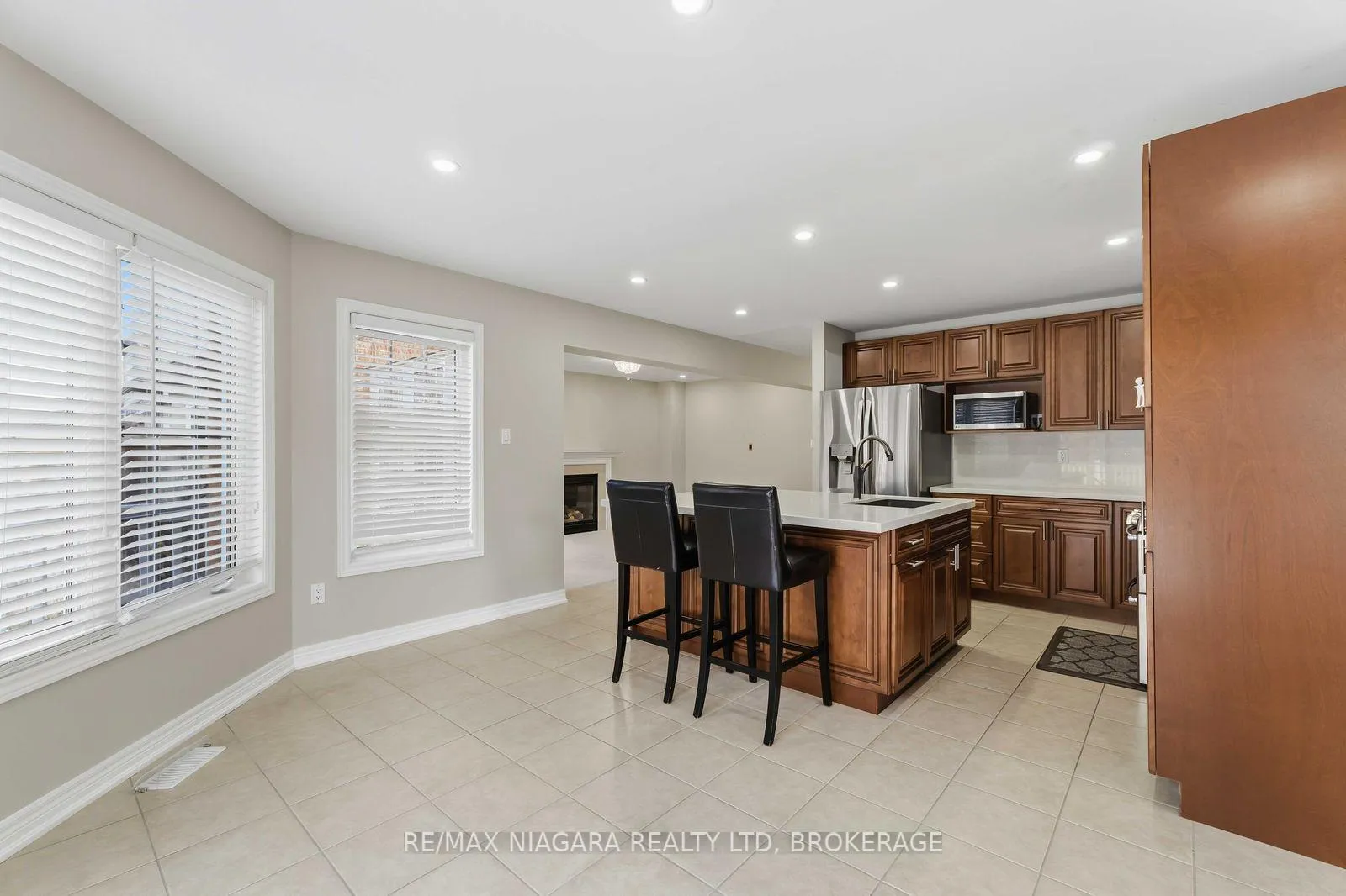 Photo 8 of 6537 St Michael Avenue, Niagara Falls, Forestview — HOMEH