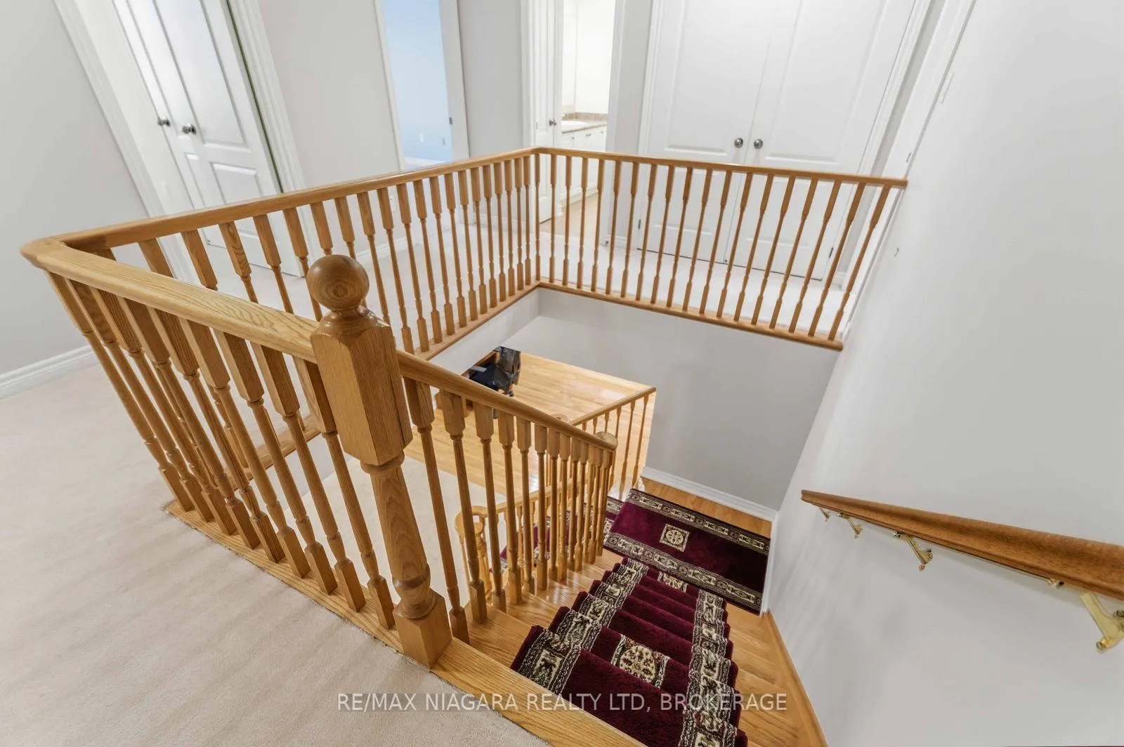 Photo 13 of 6537 St Michael Avenue, Niagara Falls, Forestview — HOMEH