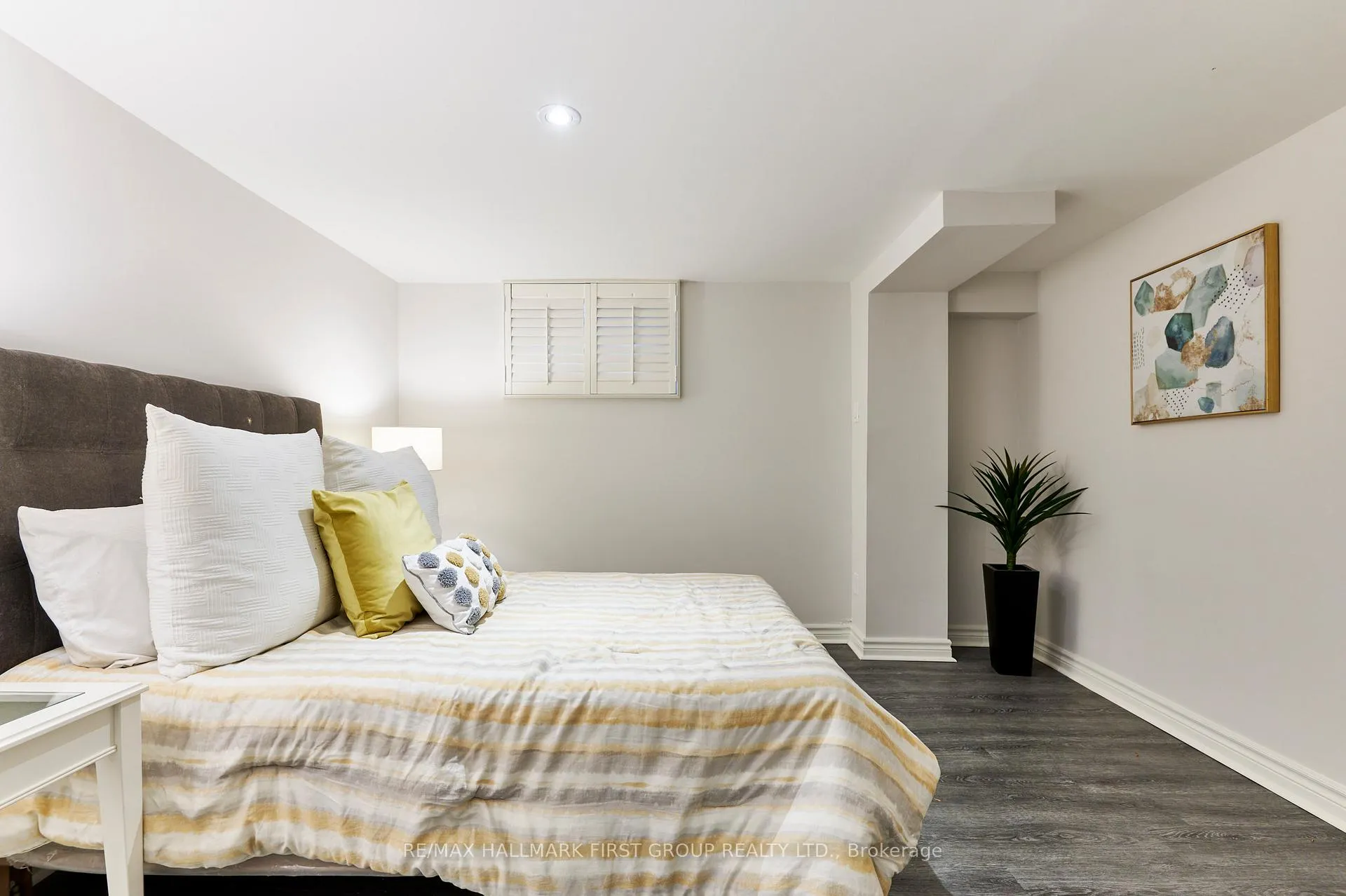 Photo 49 of Unit Lower, 207 Bayview Heights Drive, Toronto, Leaside — HOMEH