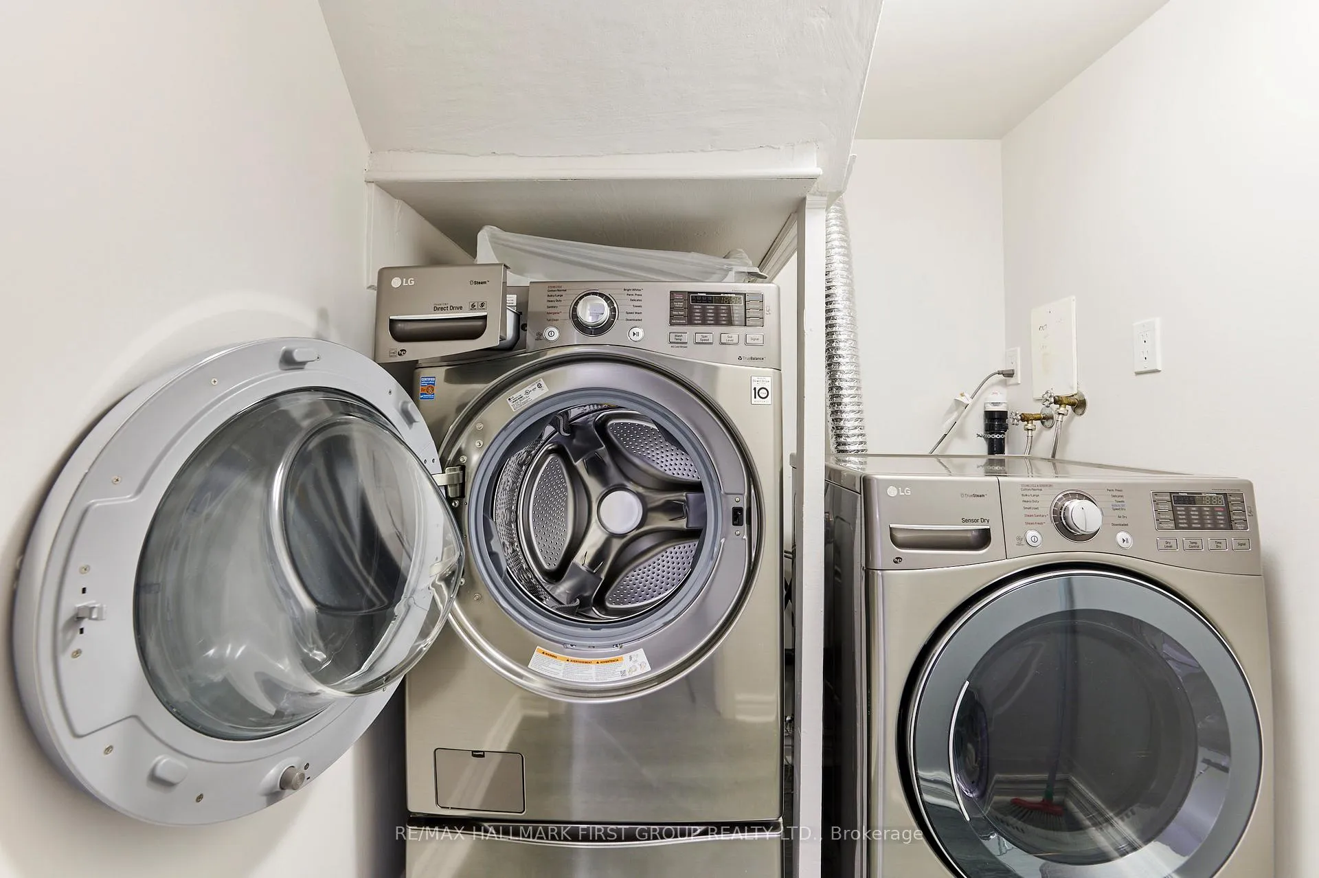 Photo 55 of Unit Lower, 207 Bayview Heights Drive, Toronto, Leaside — HOMEH