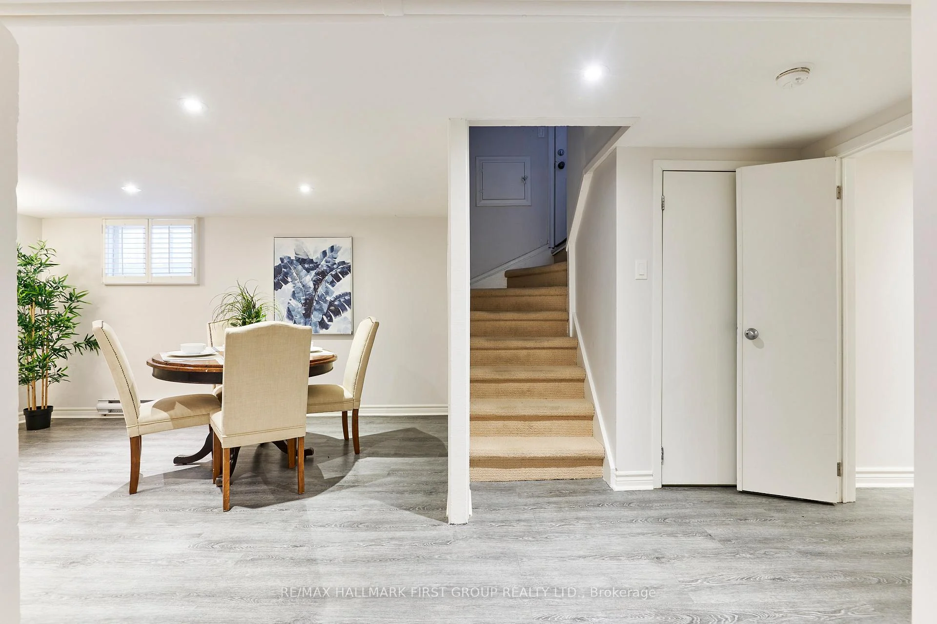 Photo 20 of Unit Lower, 207 Bayview Heights Drive, Toronto, Leaside — HOMEH