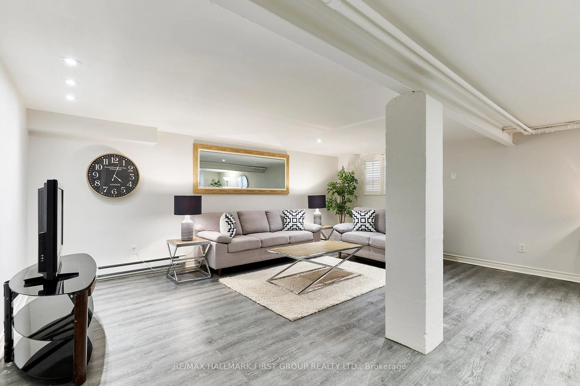 Photo 21 of Unit Lower, 207 Bayview Heights Drive, Toronto, Leaside — HOMEH