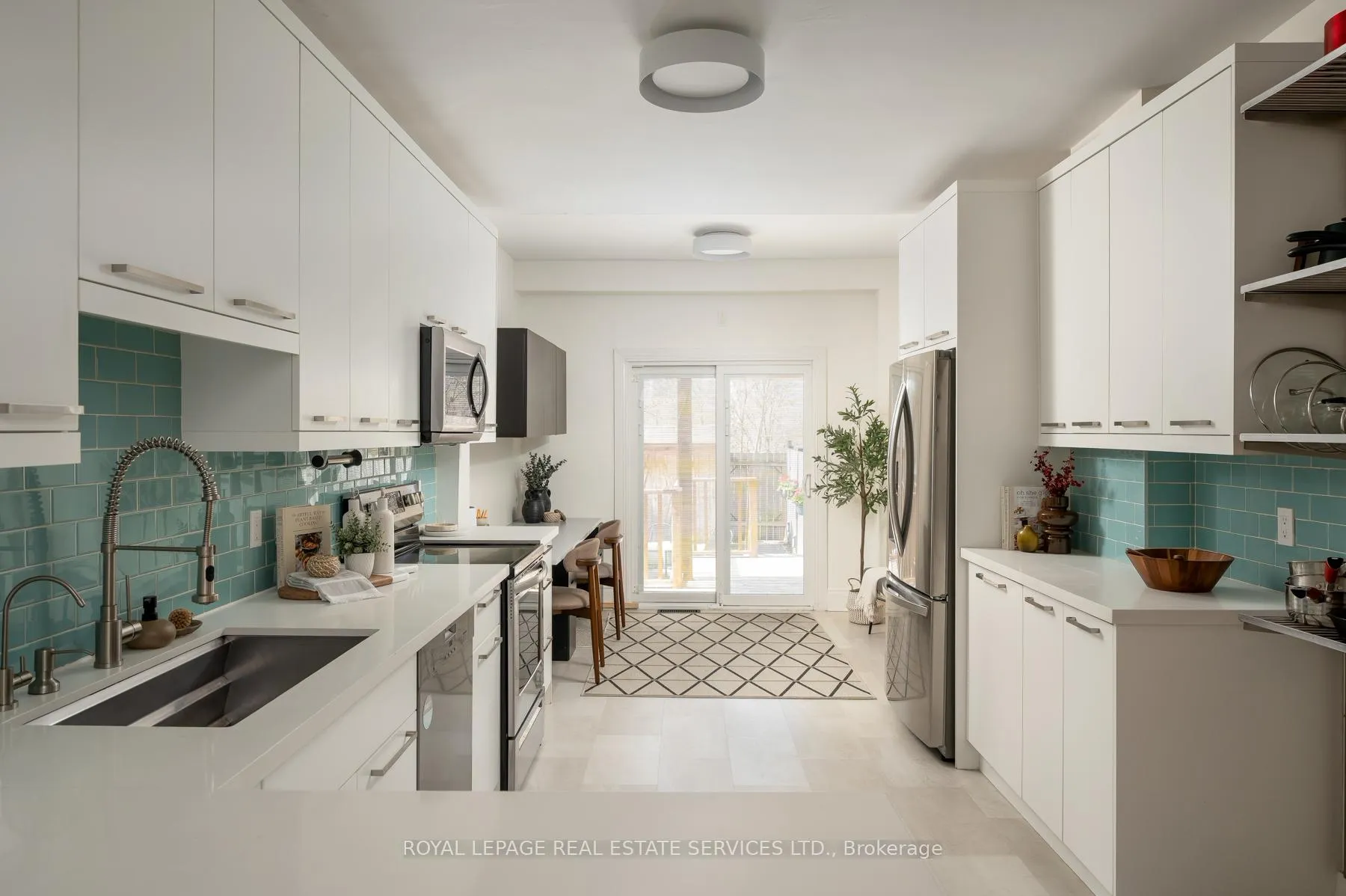 Photo 13 of 164 Munro Street, Toronto, South Riverdale — HOMEH