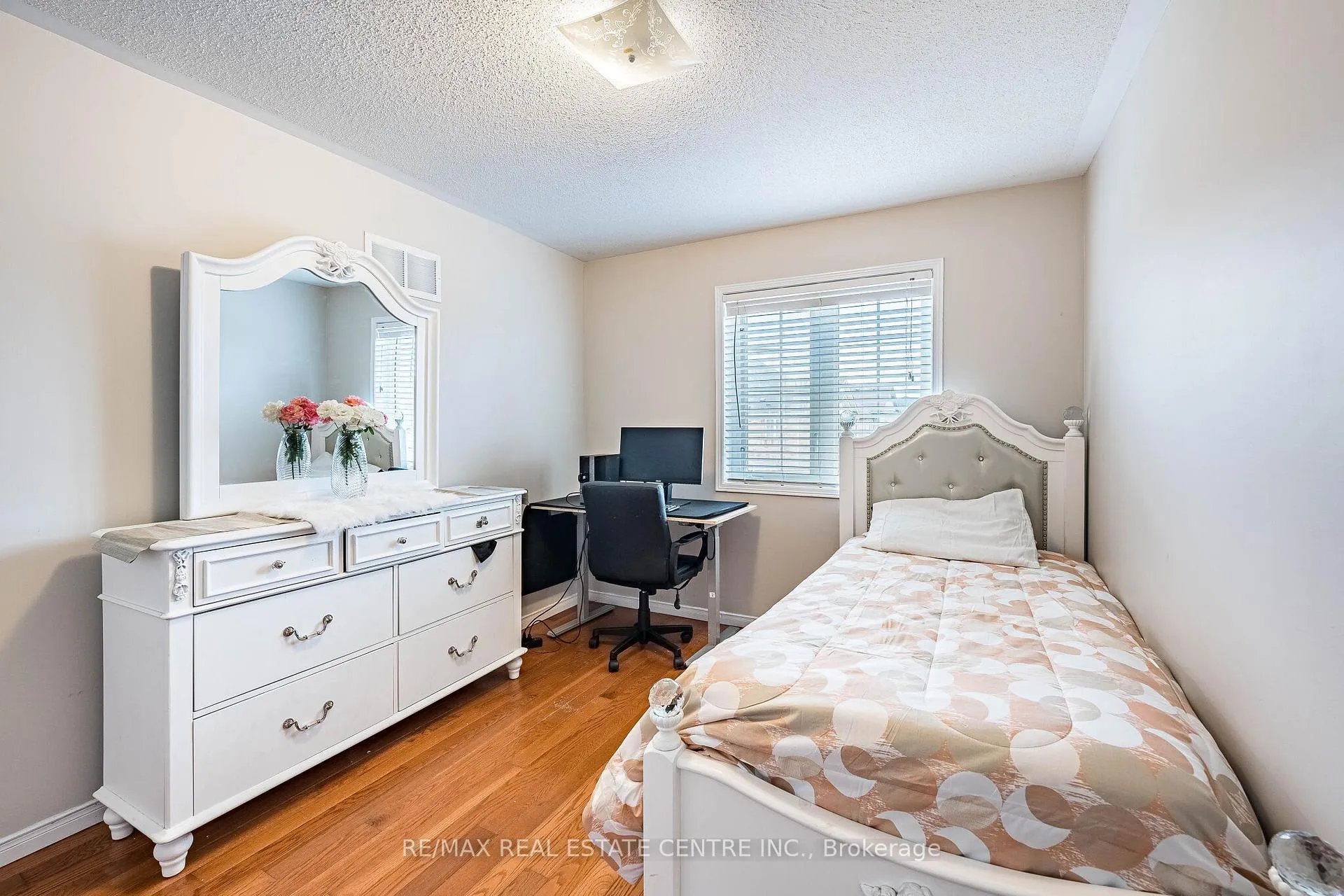 Photo 25 of 22 Tanasi Road, Brampton, Credit Valley — HOMEH
