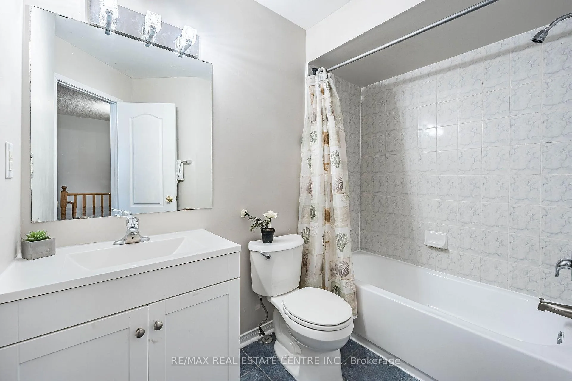 Photo 29 of 22 Tanasi Road, Brampton, Credit Valley — HOMEH