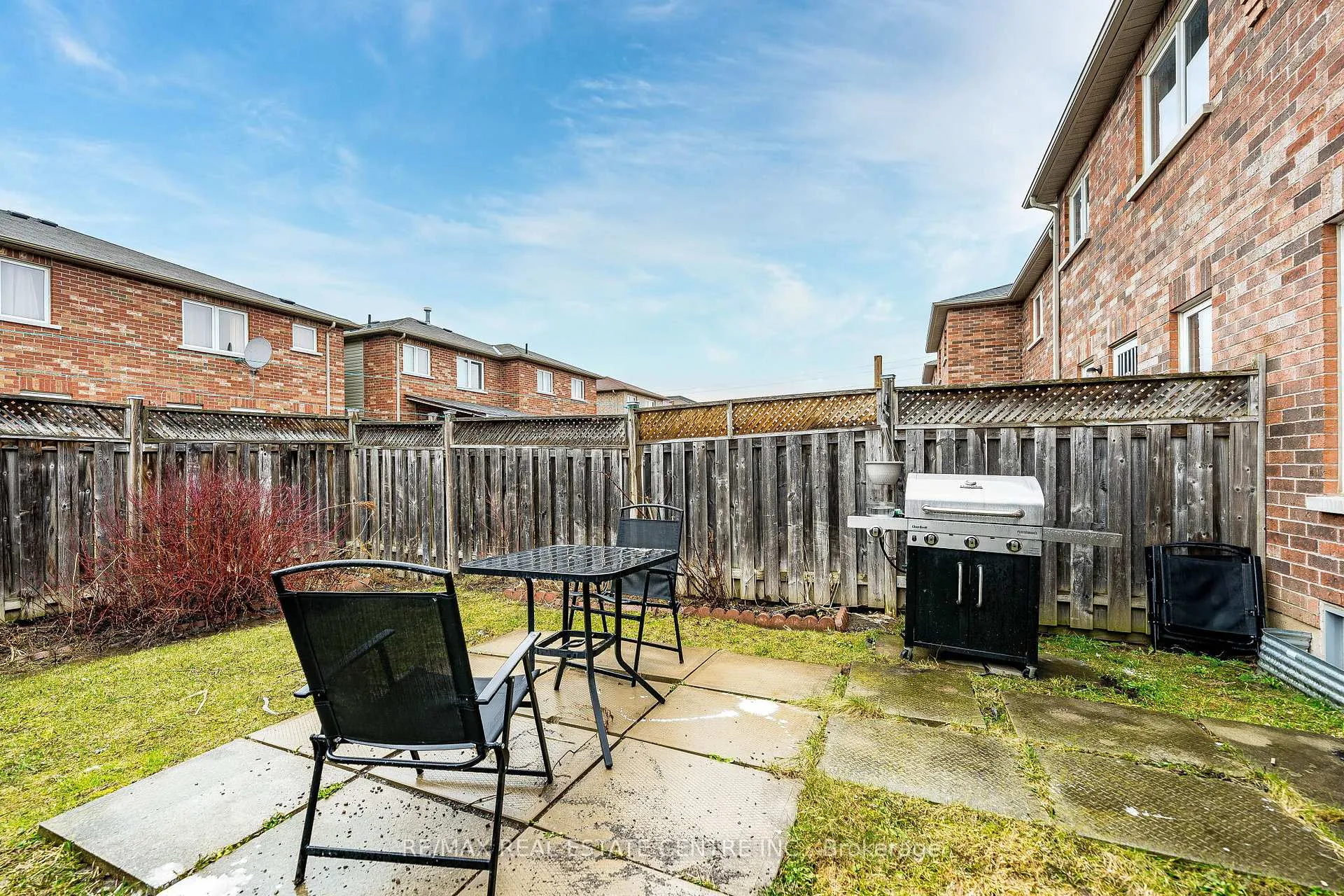 Photo 38 of 22 Tanasi Road, Brampton, Credit Valley — HOMEH