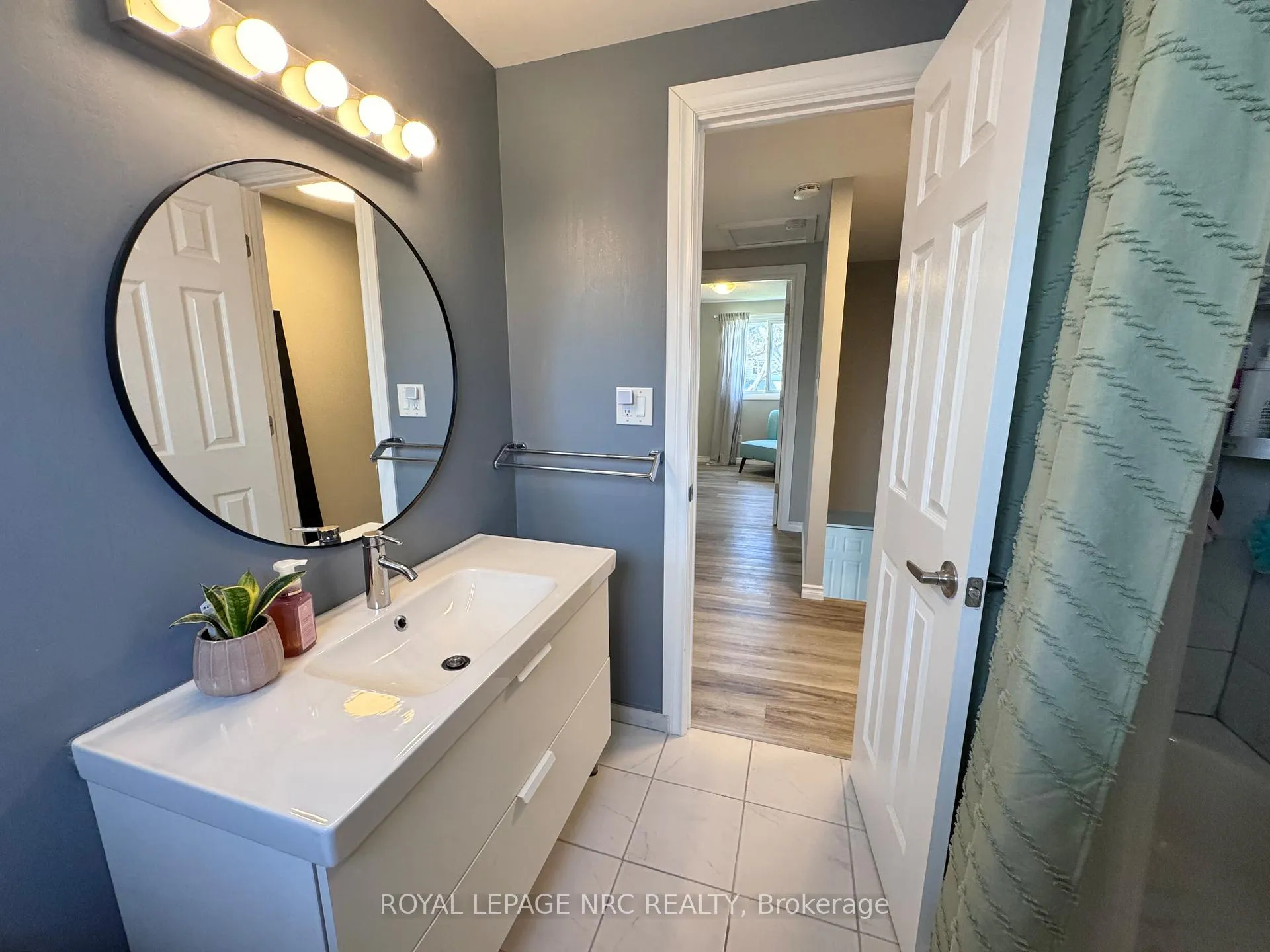 Photo 10 of 10 Lafayette Drive, St. Catharines, Lakeport — HOMEH