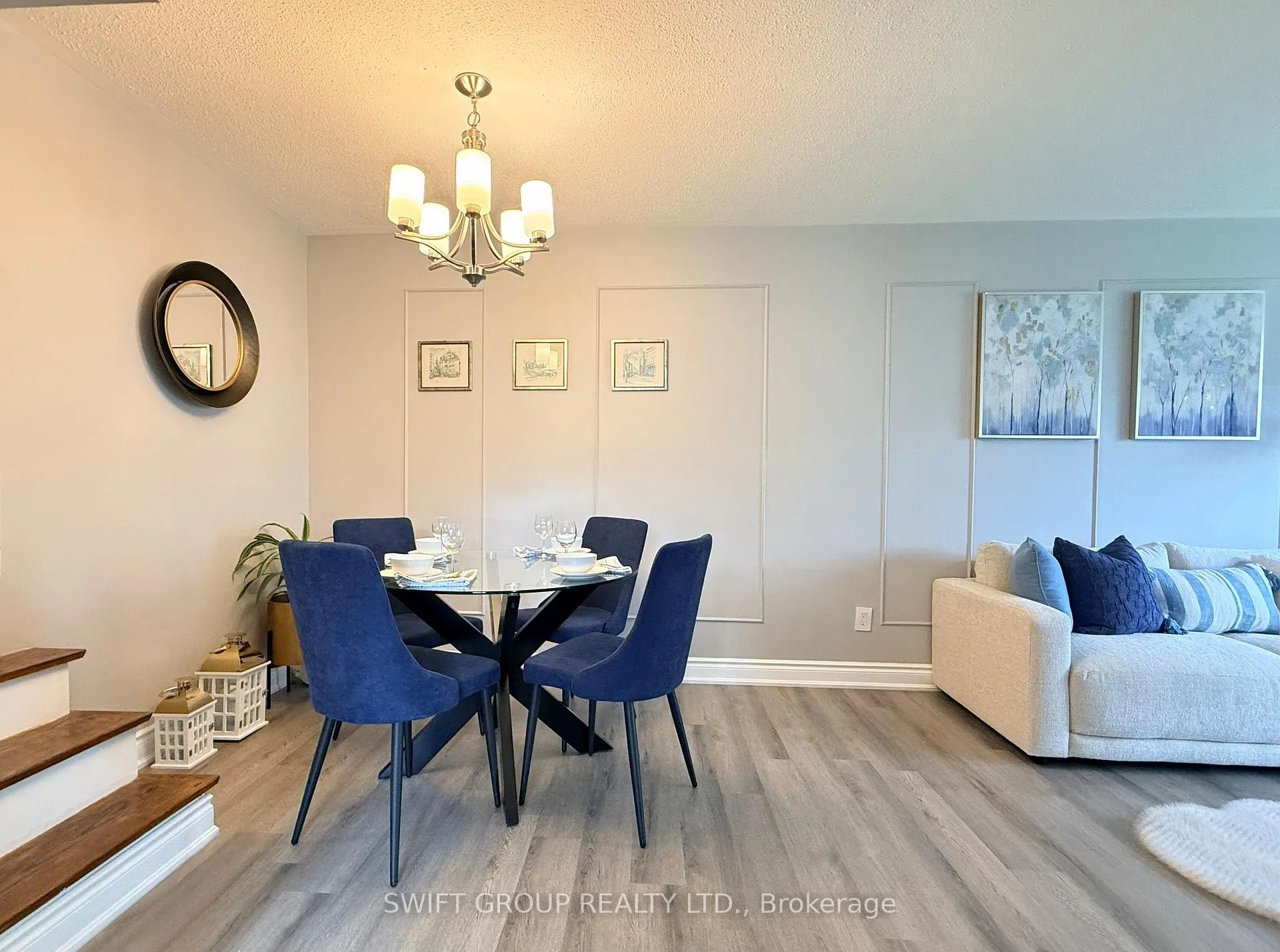 Photo 6 of 2218 Buttonbush Crescent, Mississauga, Erin Mills — HOMEH