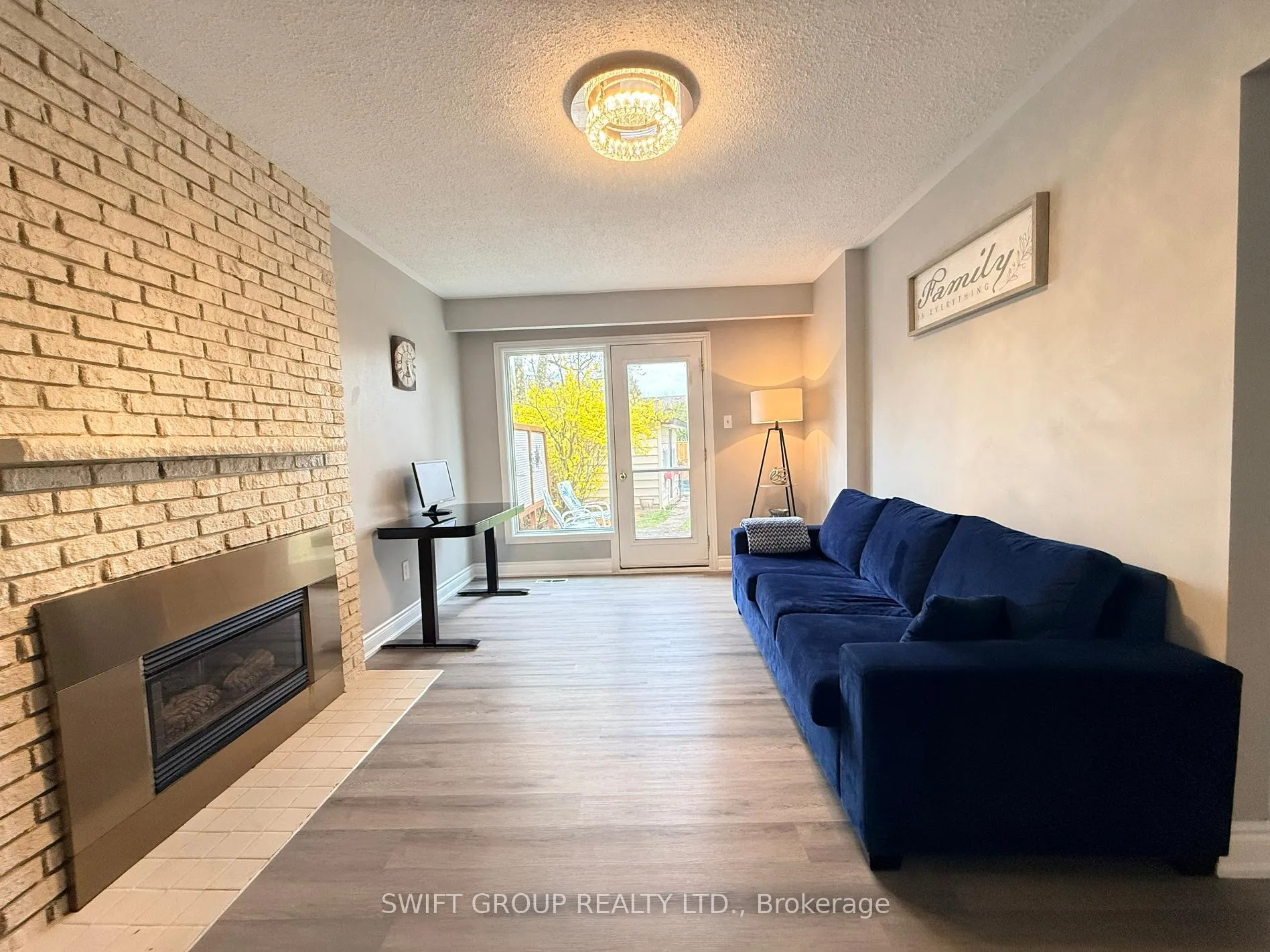 Photo 7 of 2218 Buttonbush Crescent, Mississauga, Erin Mills — HOMEH