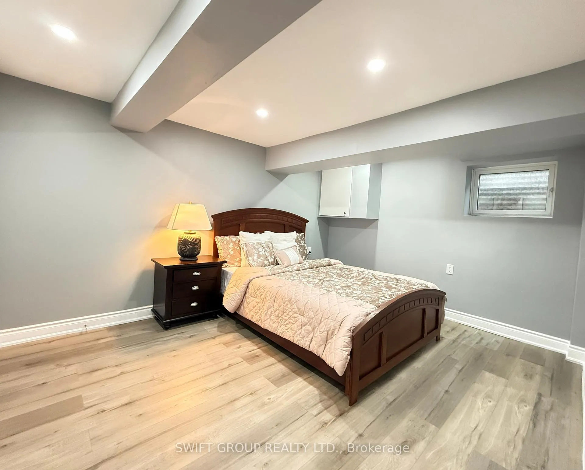 Photo 16 of 2218 Buttonbush Crescent, Mississauga, Erin Mills — HOMEH