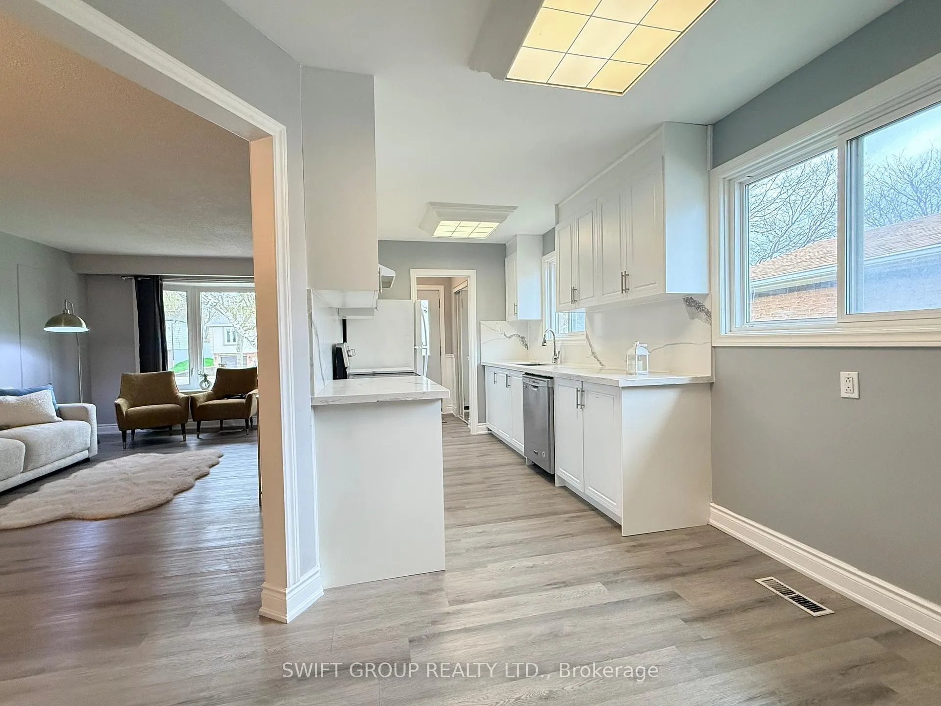 Photo 18 of 2218 Buttonbush Crescent, Mississauga, Erin Mills — HOMEH