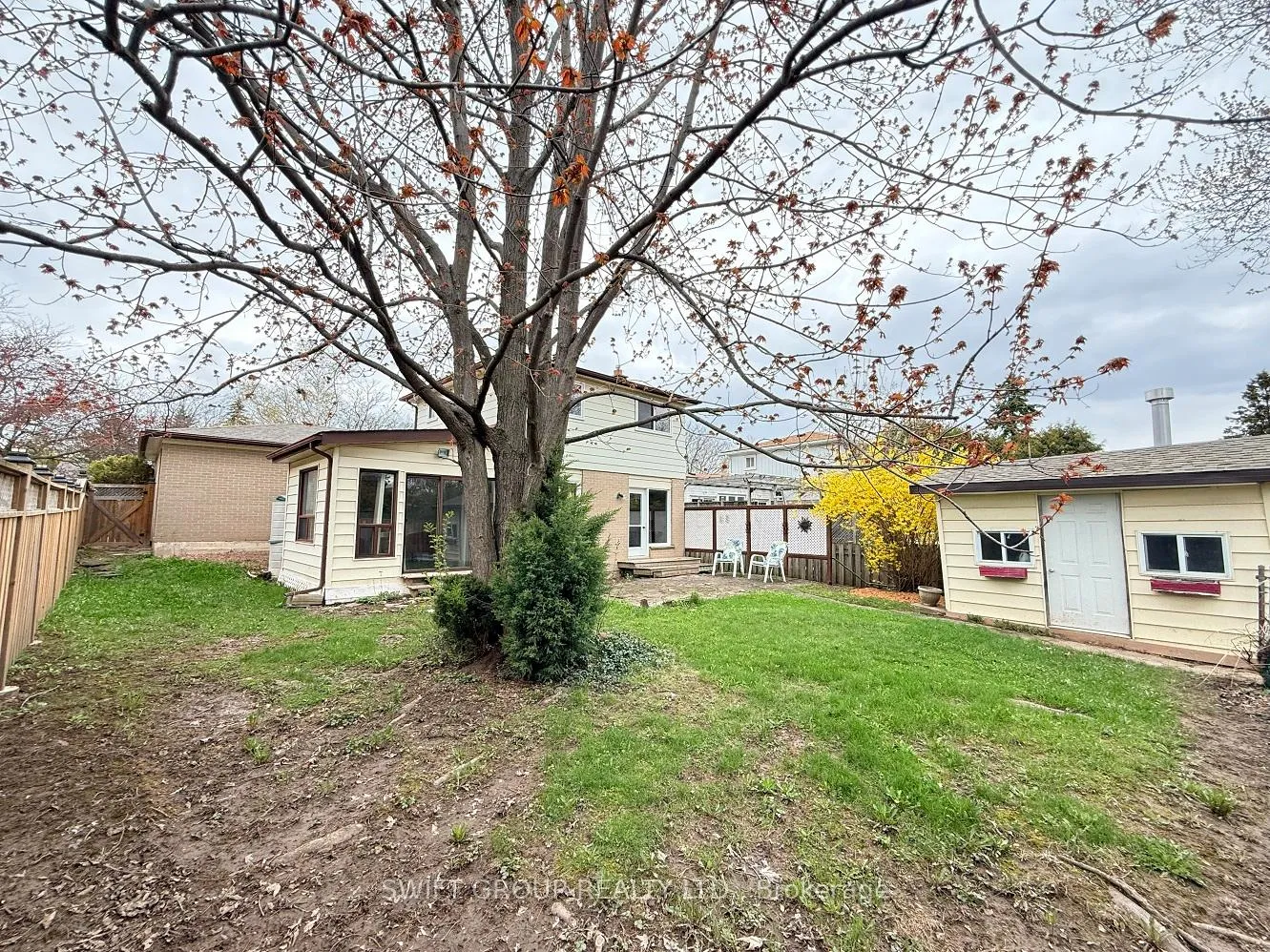 Photo 24 of 2218 Buttonbush Crescent, Mississauga, Erin Mills — HOMEH