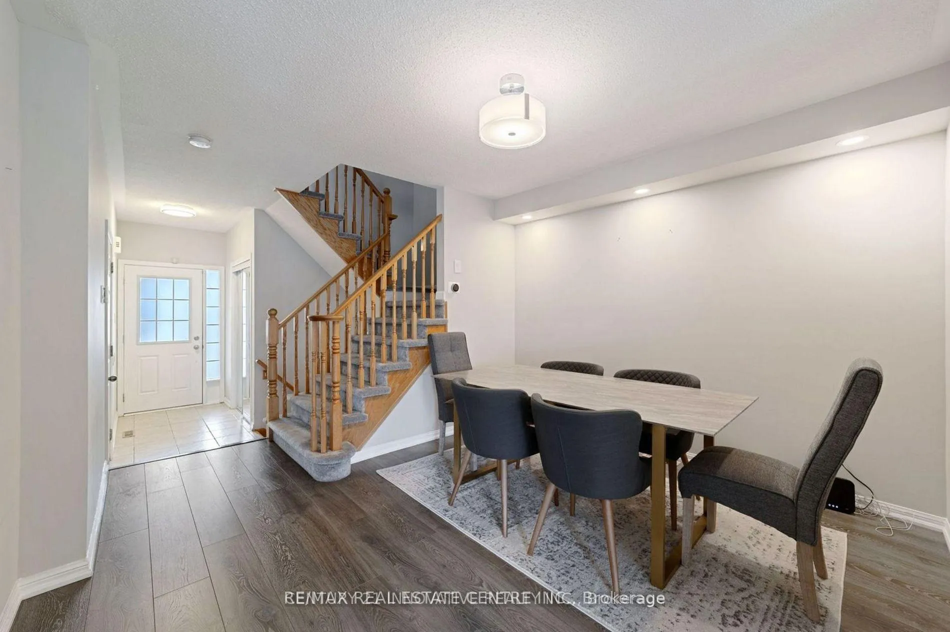 Photo 5 of 809 Stark Circle, Milton, Beaty — HOMEH
