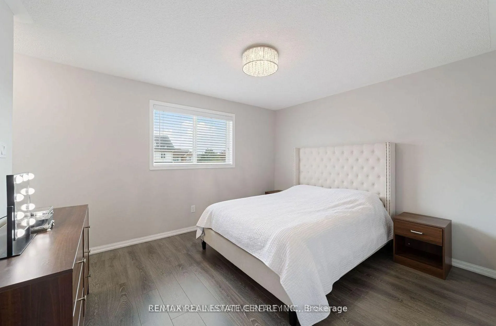 Photo 8 of 809 Stark Circle, Milton, Beaty — HOMEH