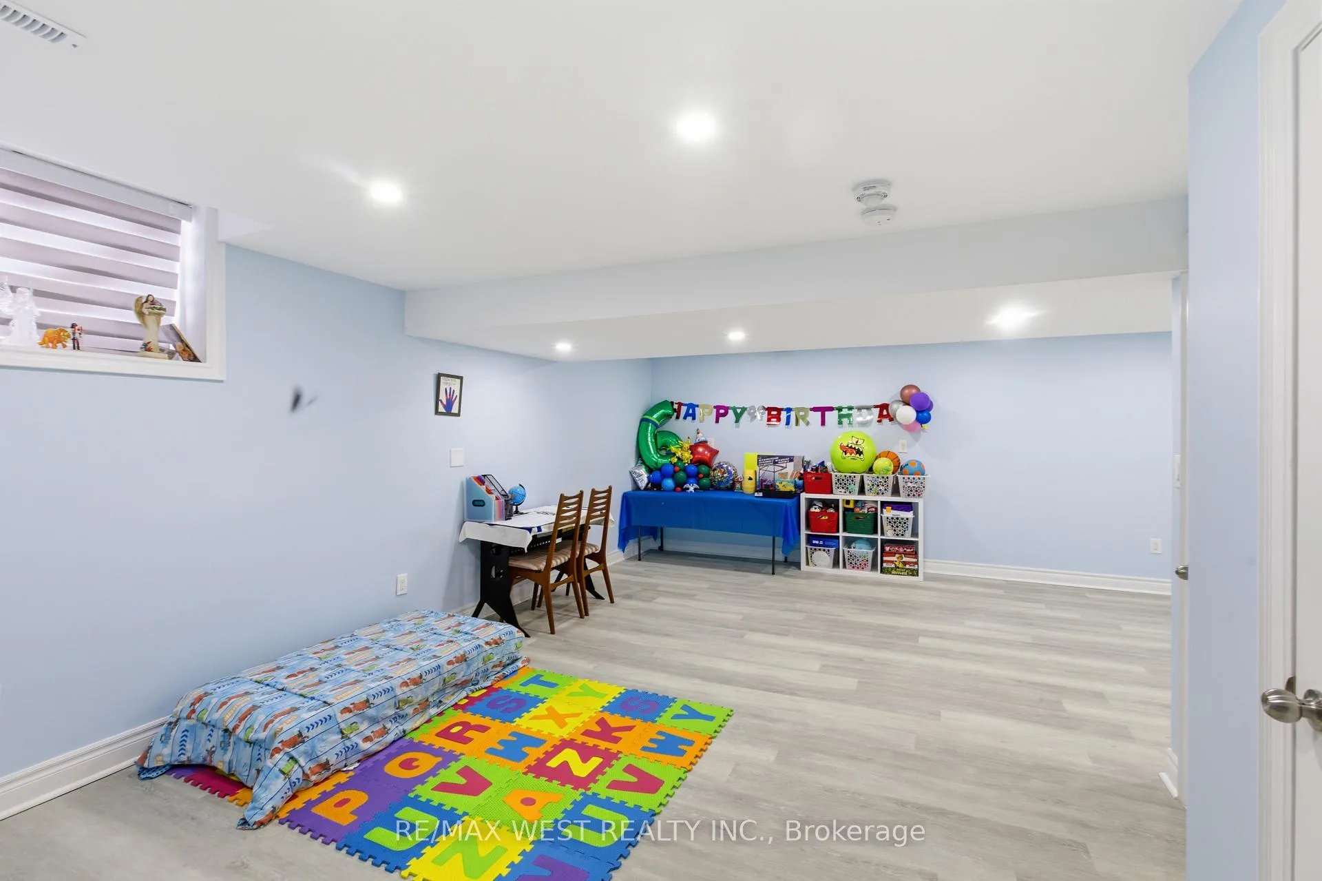 Photo 24 of 170 Silverwood Avenue, Welland, Coyle Creek — HOMEH