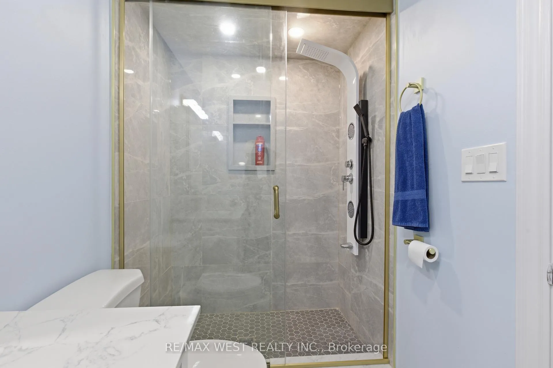 Photo 29 of 170 Silverwood Avenue, Welland, Coyle Creek — HOMEH