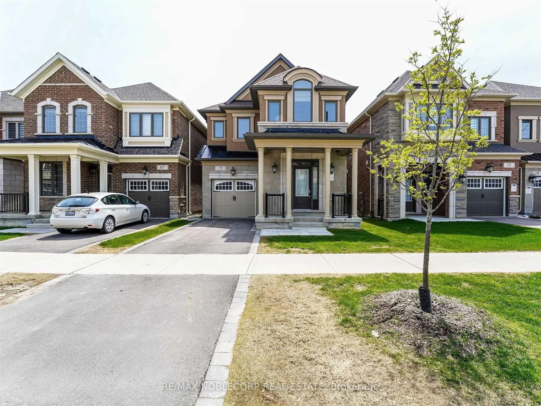 Photo 1 of 71 Pierre Berton Boulevard, Vaughan, Kleinburg — HOMEH