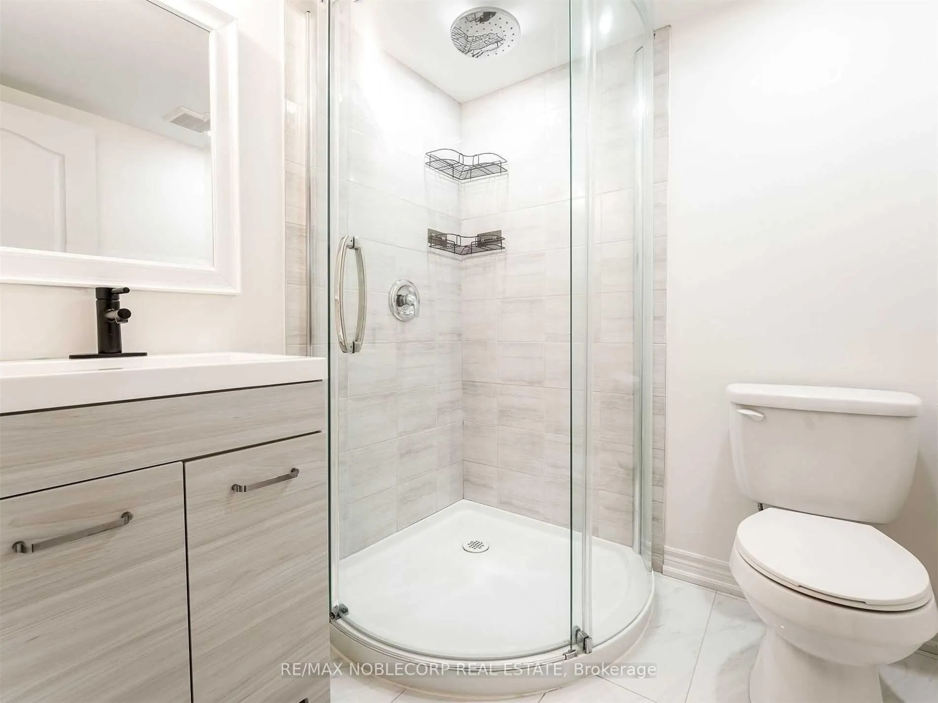 Photo 29 of 71 Pierre Berton Boulevard, Vaughan, Kleinburg — HOMEH
