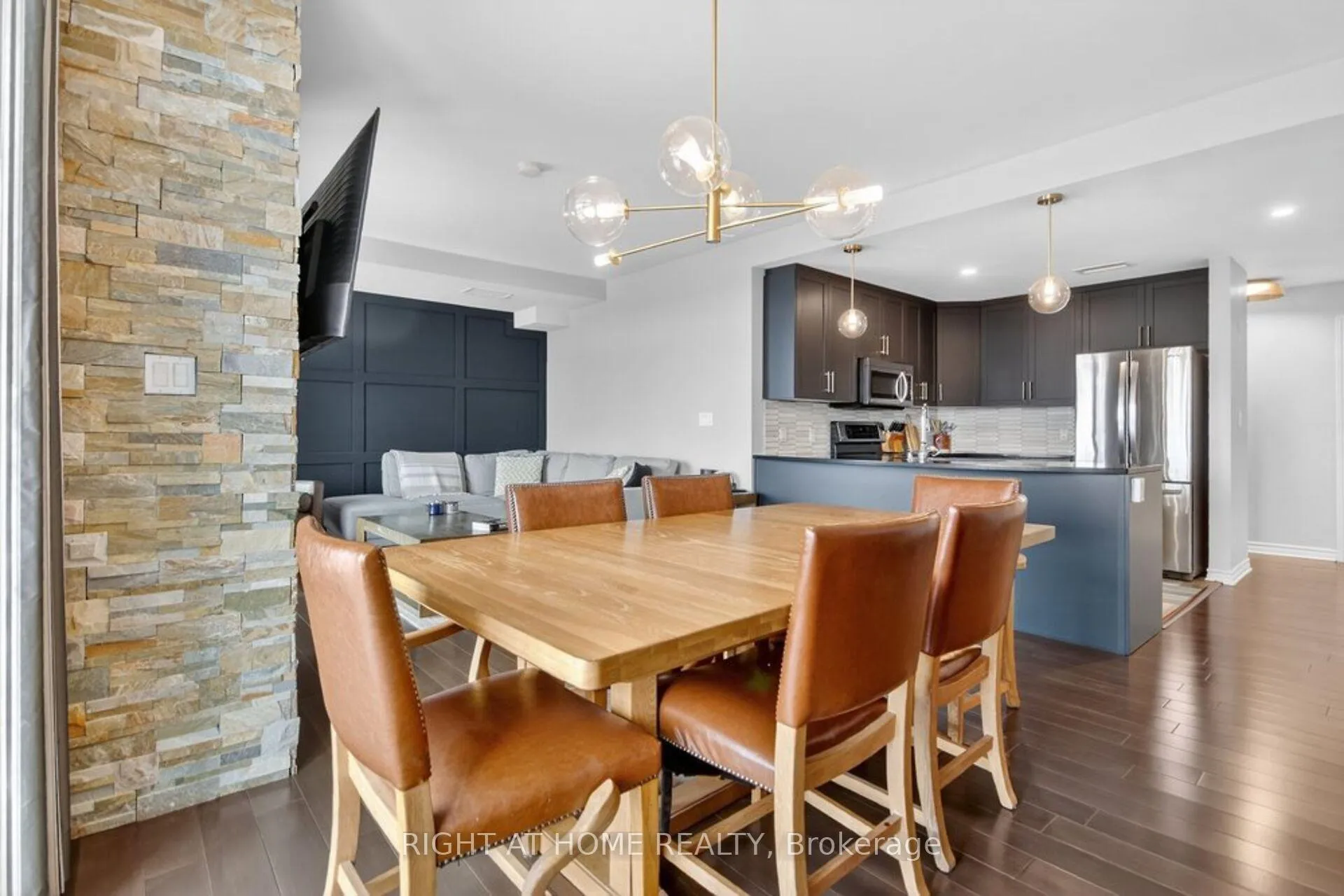 Photo 6 of Unit 6, 30 Prestige Circle, Ottawa, Chatelaine Village — HOMEH