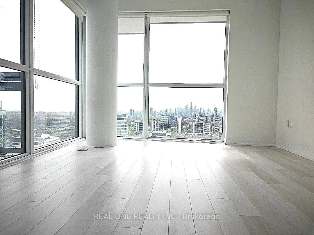 Photo 4 of Unit 3703, 39 Roehampton Avenue, Toronto, Mount Pleasant West — HOMEH