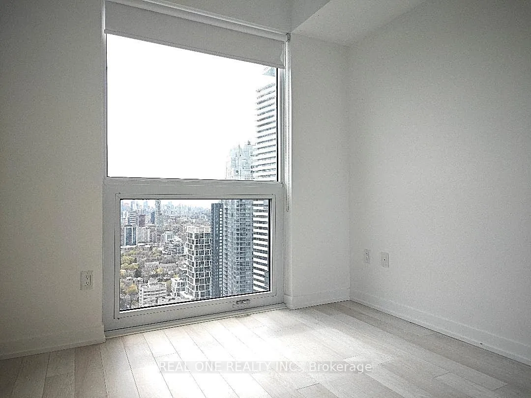 Photo 7 of Unit 3703, 39 Roehampton Avenue, Toronto, Mount Pleasant West — HOMEH