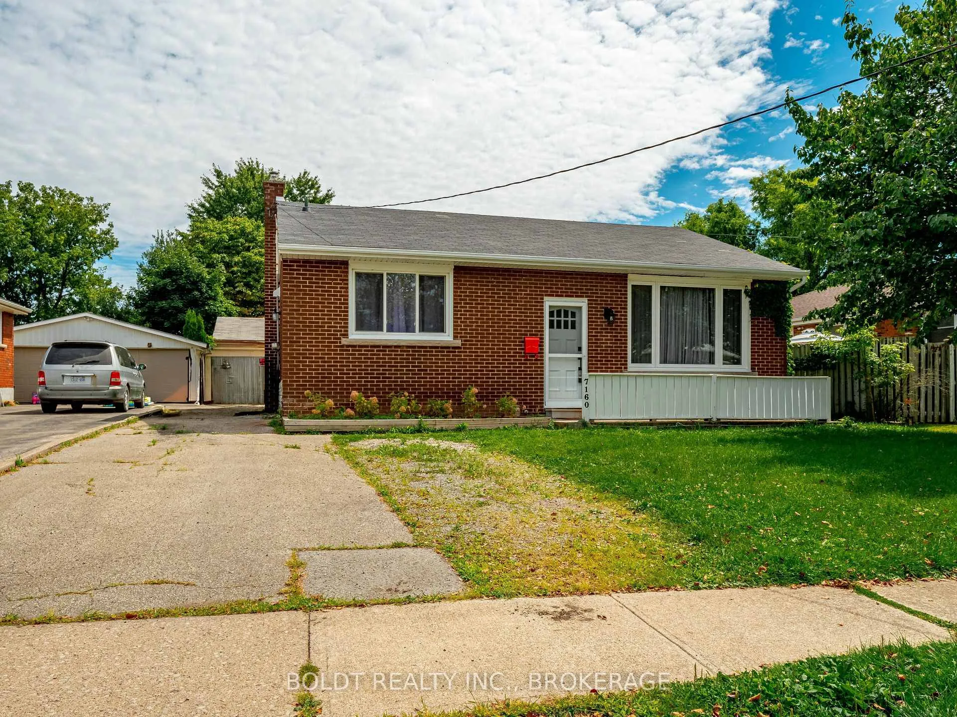 Photo 1 of Unit LOWER, 7160 Waters Avenue, Niagara Falls, Arad/Fallsview — HOMEH