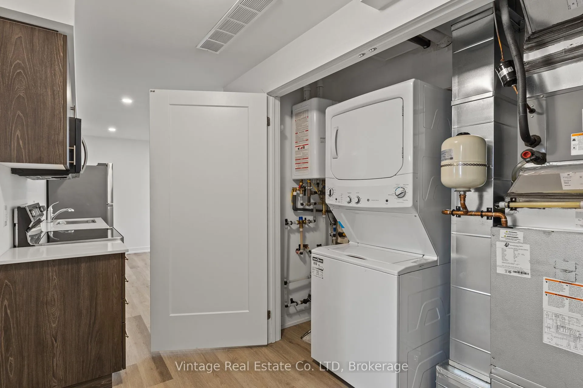 Photo 19 of Unit 511, 4263 Fourth Avenue, Niagara Falls, Downtown — HOMEH