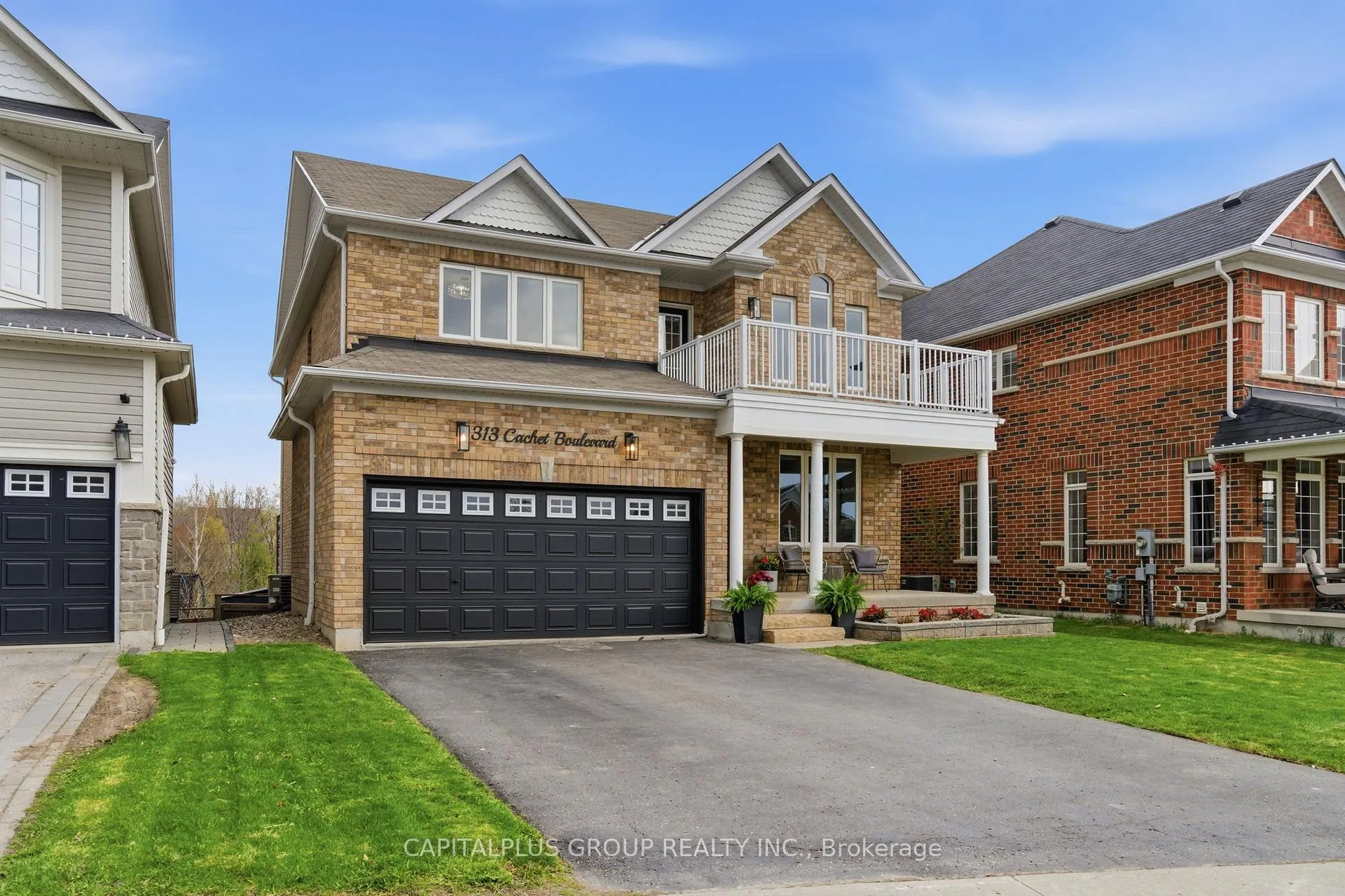 Photo 2 of 313 Cachet Boulevard, Whitby, Brooklin — HOMEH