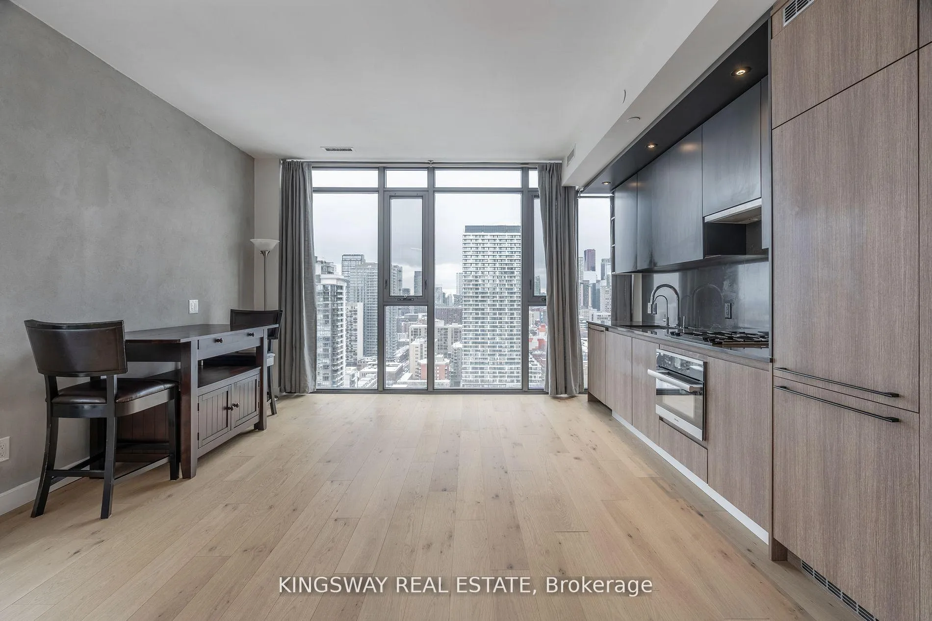 Photo 13 of Unit 2102, 81 Wellesley St Street E, Toronto, Church-Yonge Corridor — HOMEH