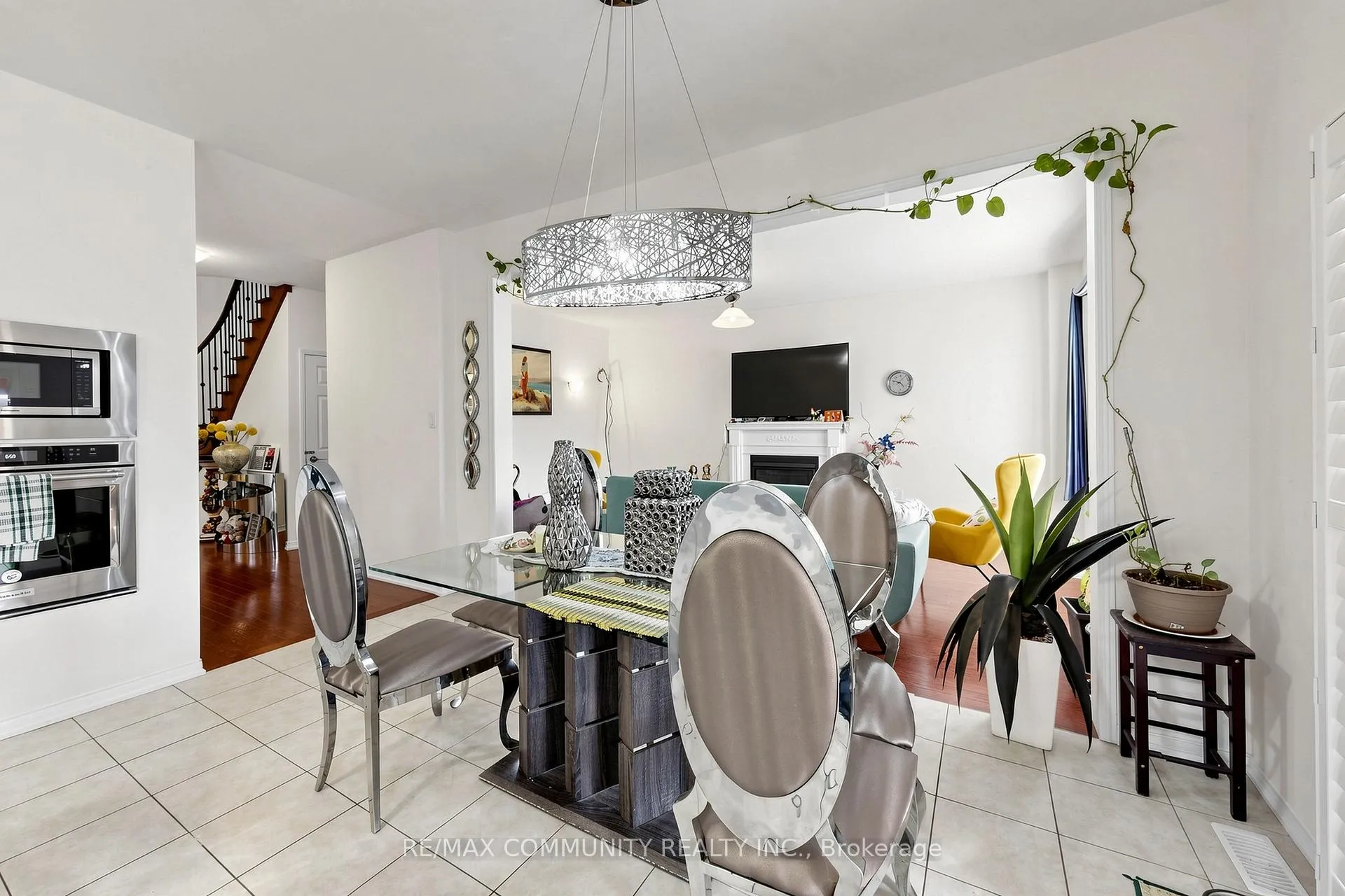 Photo 9 of 2021 Kurelo Drive, Oshawa, Taunton — HOMEH
